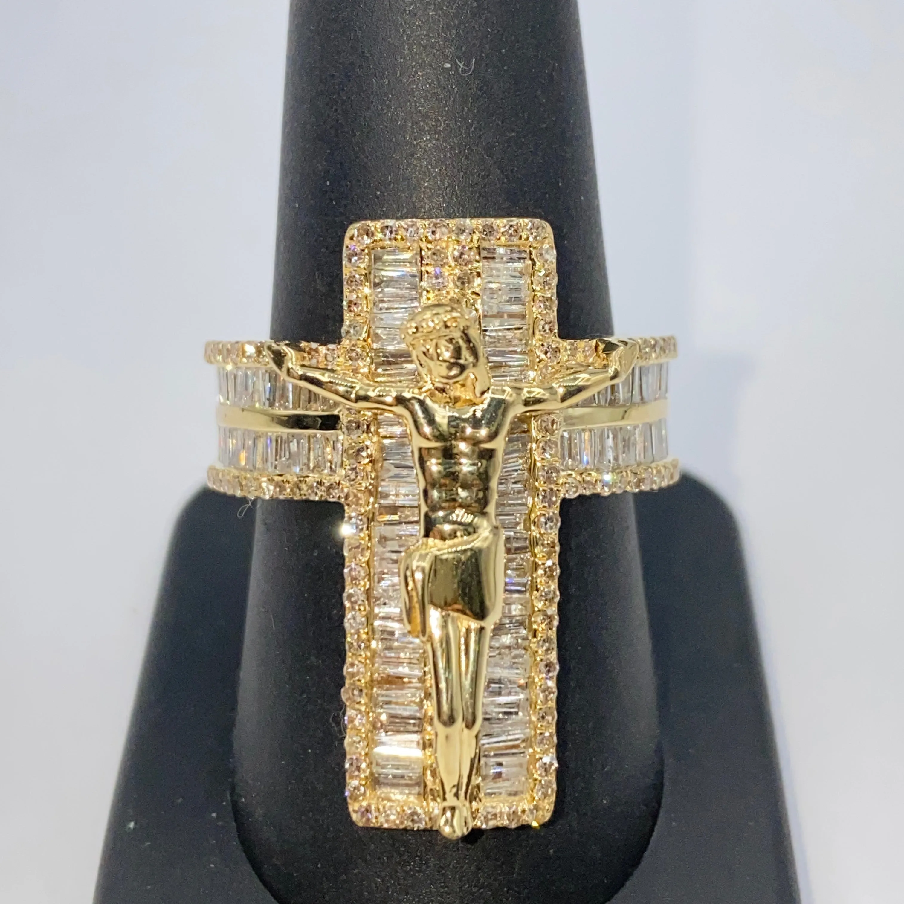 10K Crucify Cross Diamond Baguette Ring