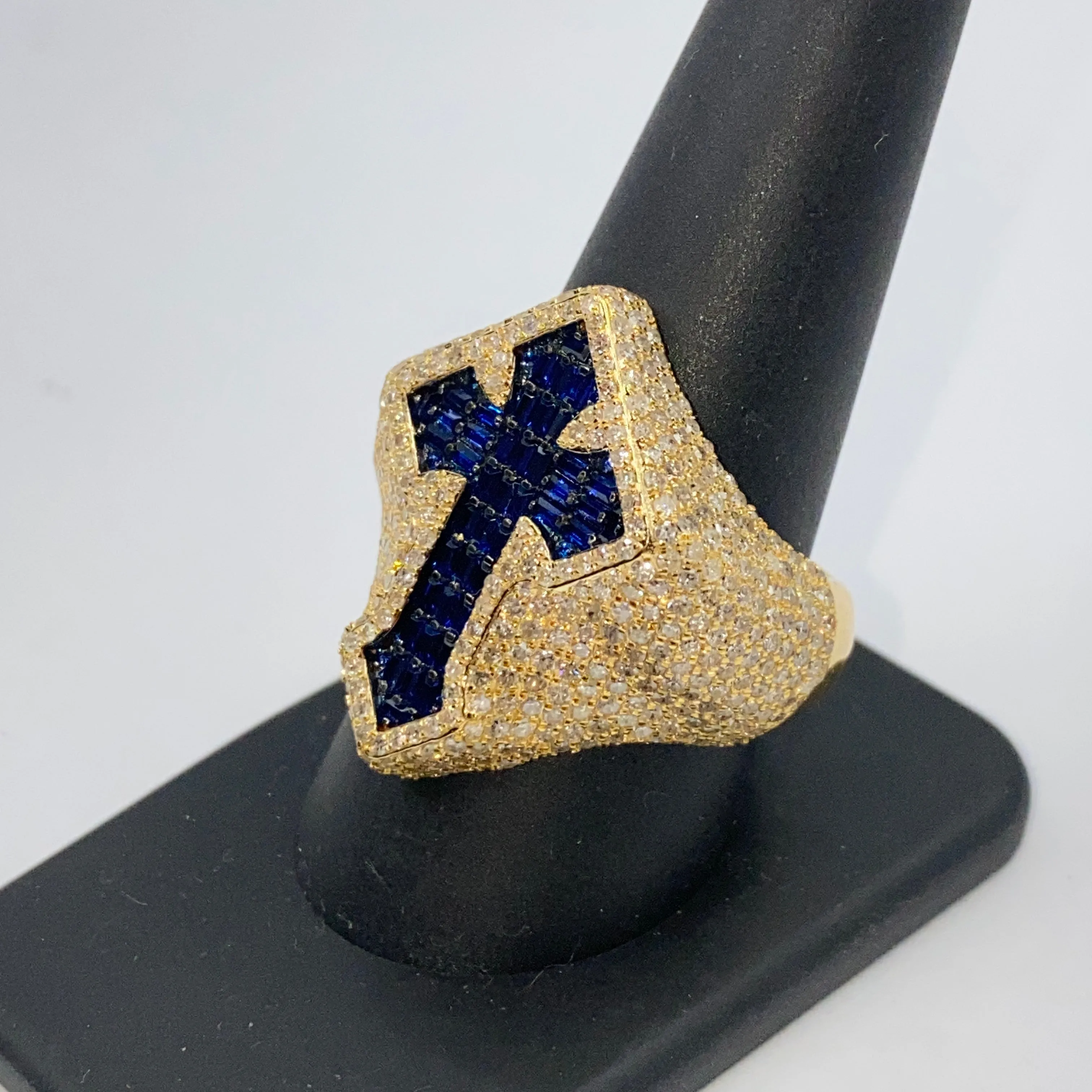 14K Royal Cross Chrome Diamond Baguette Ring