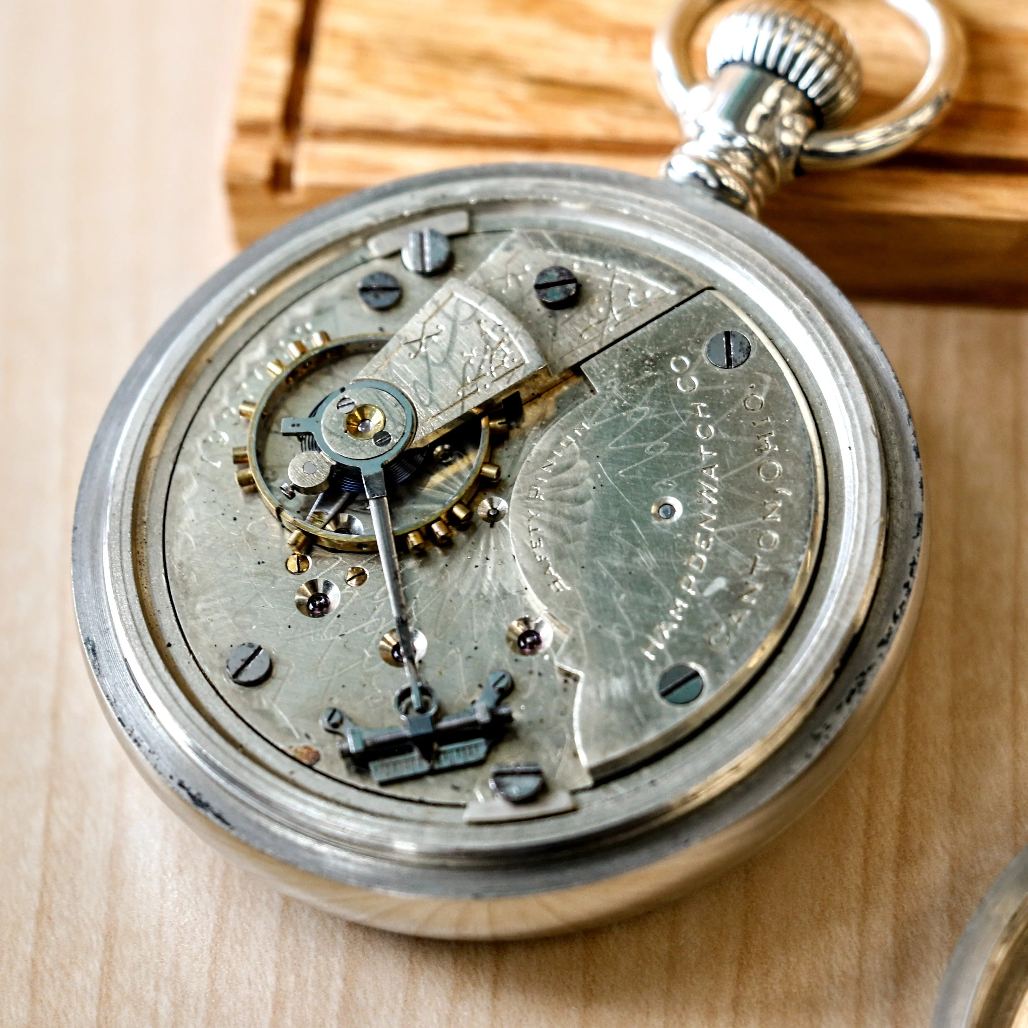 1904 HAMPDEN Watch Co. Pocket Watch 18s Grade No. 65 11 Jewels Lever Set USA Made