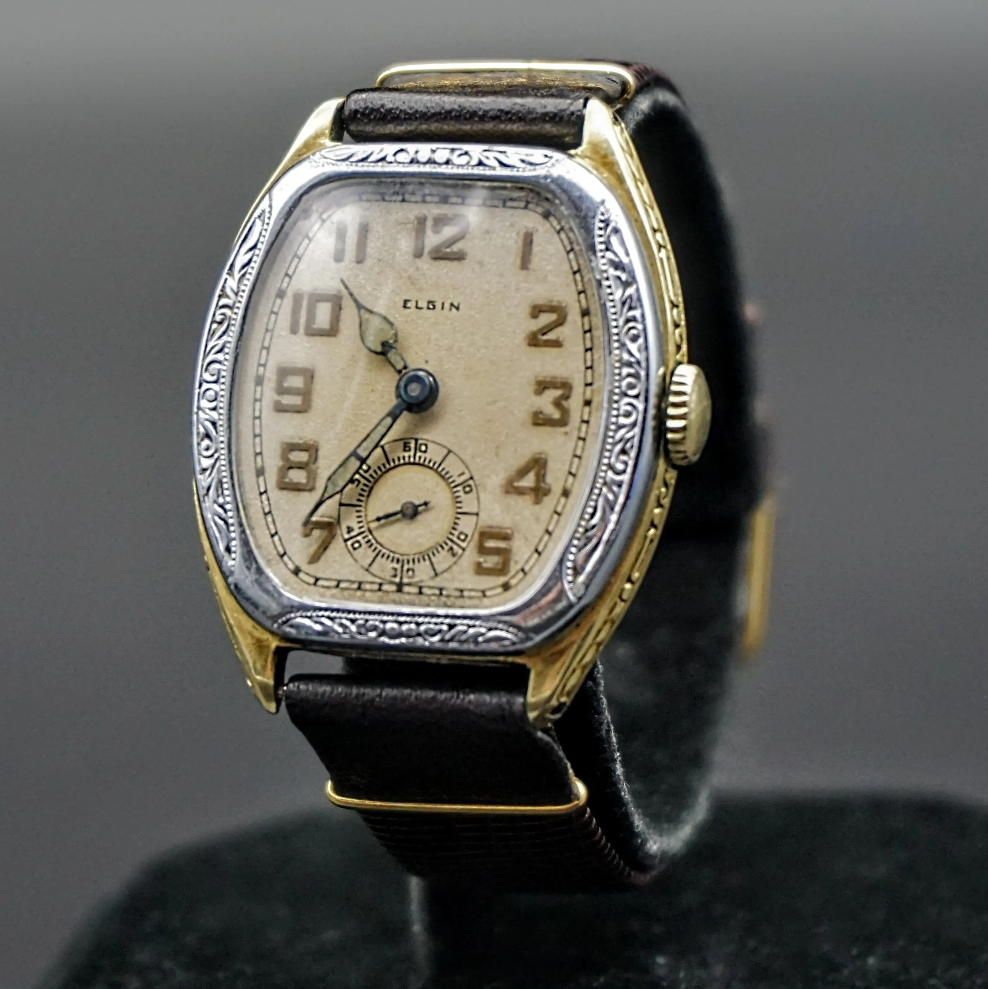 1928 ELGIN Legionnaire Series Art Deco Wristwatch Grade 485 Size 4/0s 7J USA Watch
