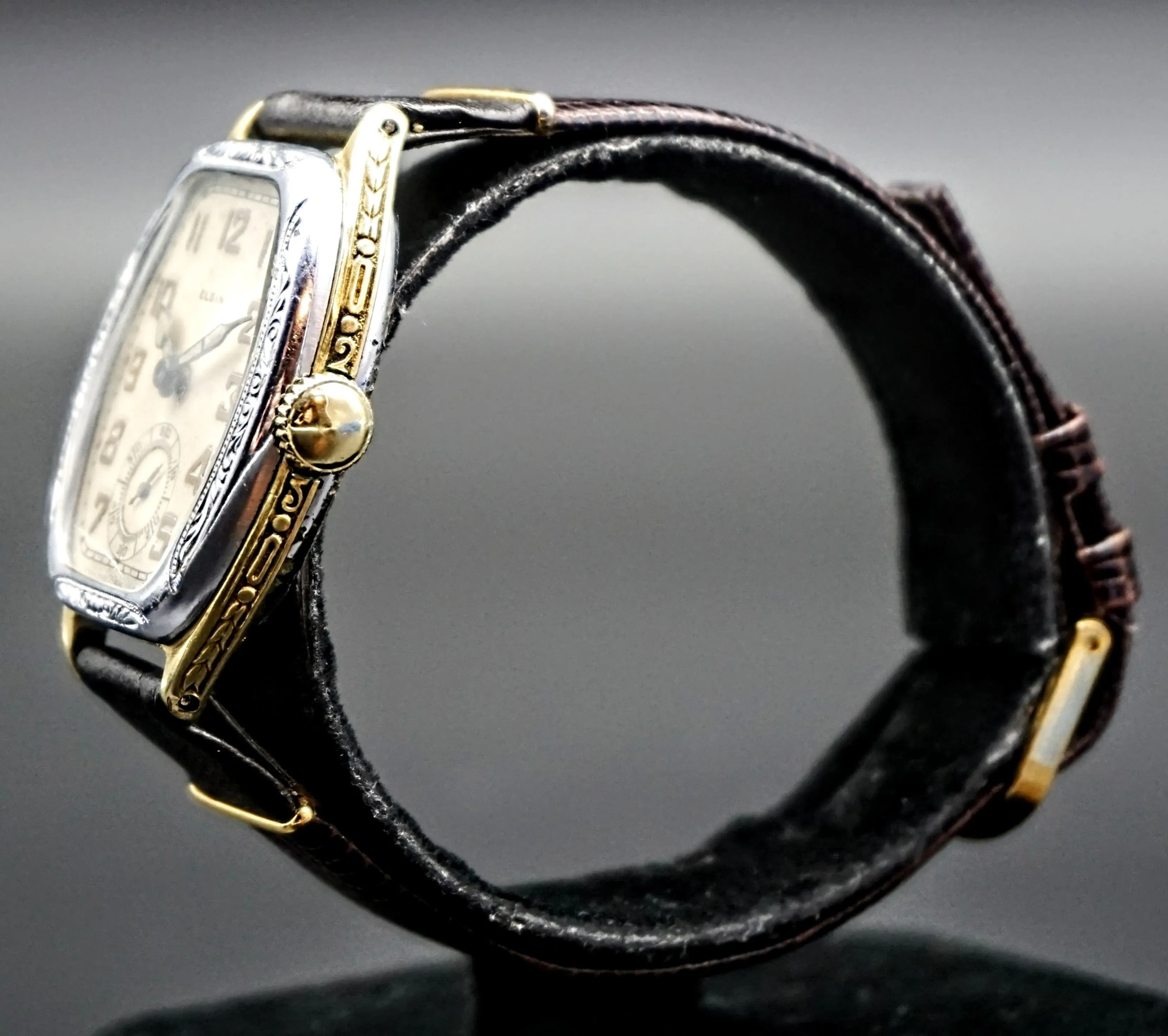 1928 ELGIN Legionnaire Series Art Deco Wristwatch Grade 485 Size 4/0s 7J USA Watch