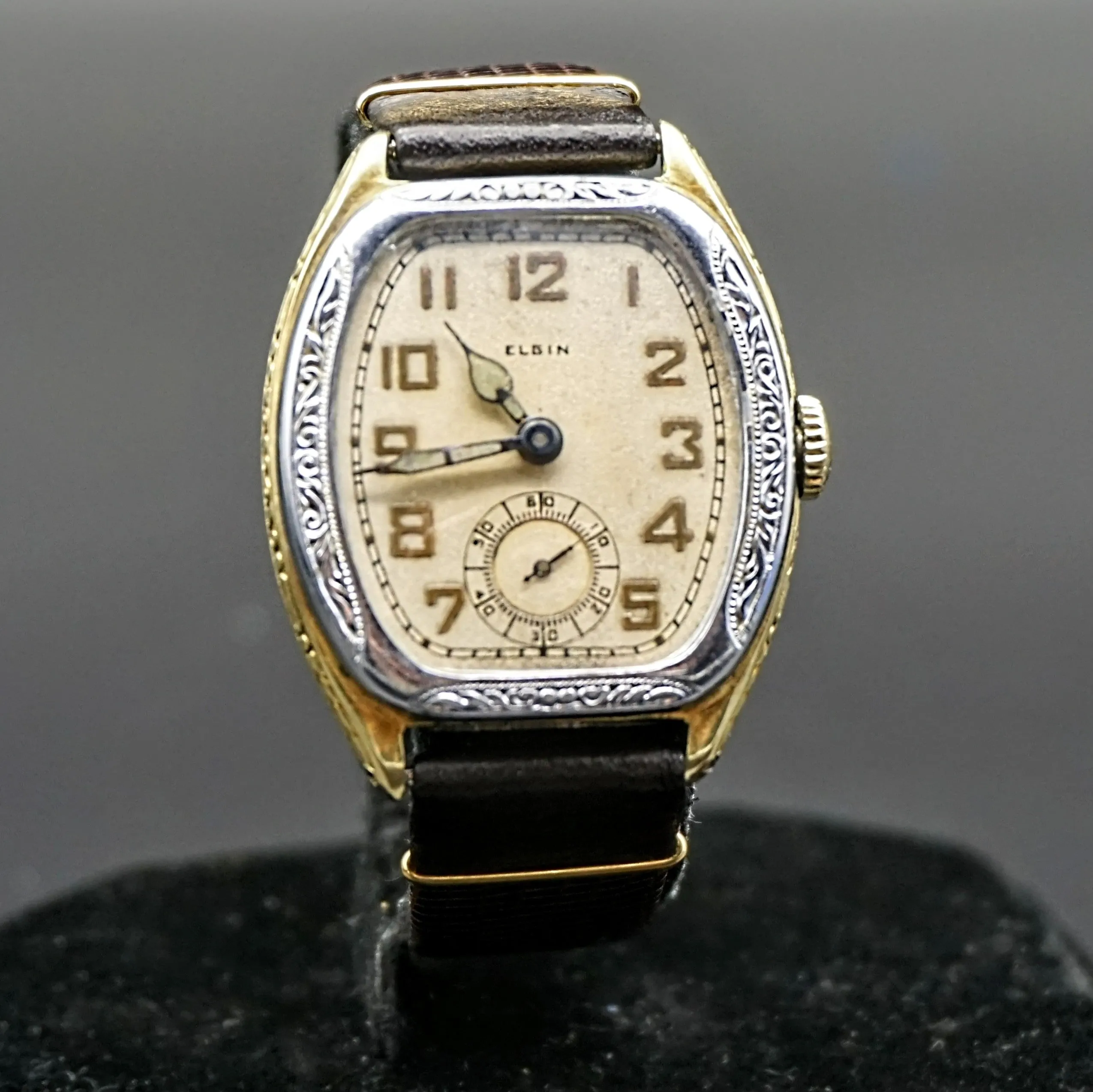 1928 ELGIN Legionnaire Series Art Deco Wristwatch Grade 485 Size 4/0s 7J USA Watch
