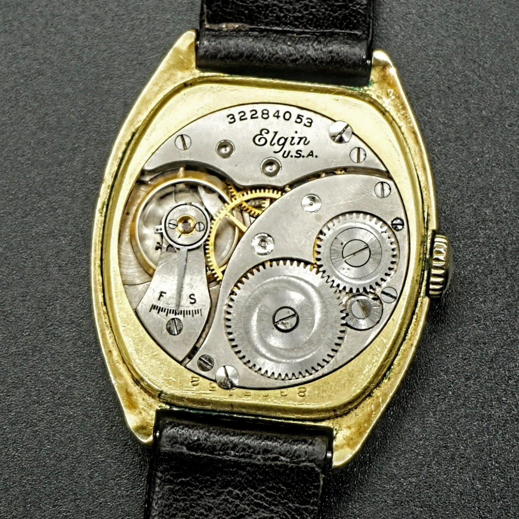1928 ELGIN Legionnaire Series Art Deco Wristwatch Grade 485 Size 4/0s 7J USA Watch