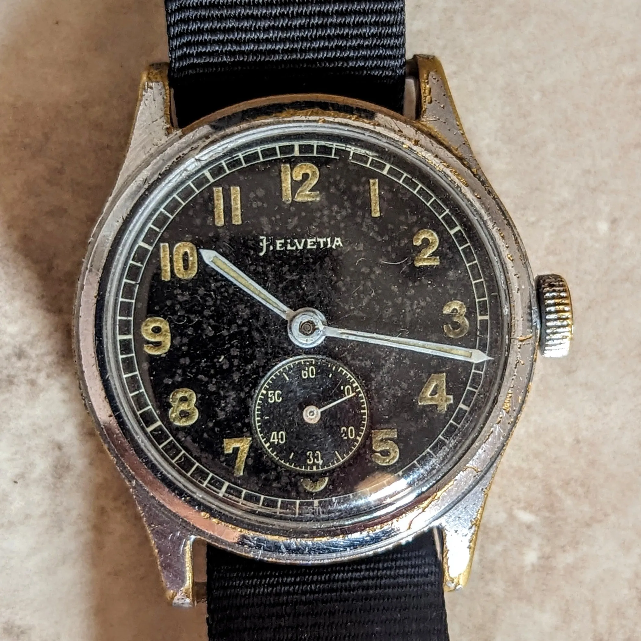 1942 HELVETIA German Army DH Watch Ref. 3190 15 Jewels WWII Wristwatch 34mm