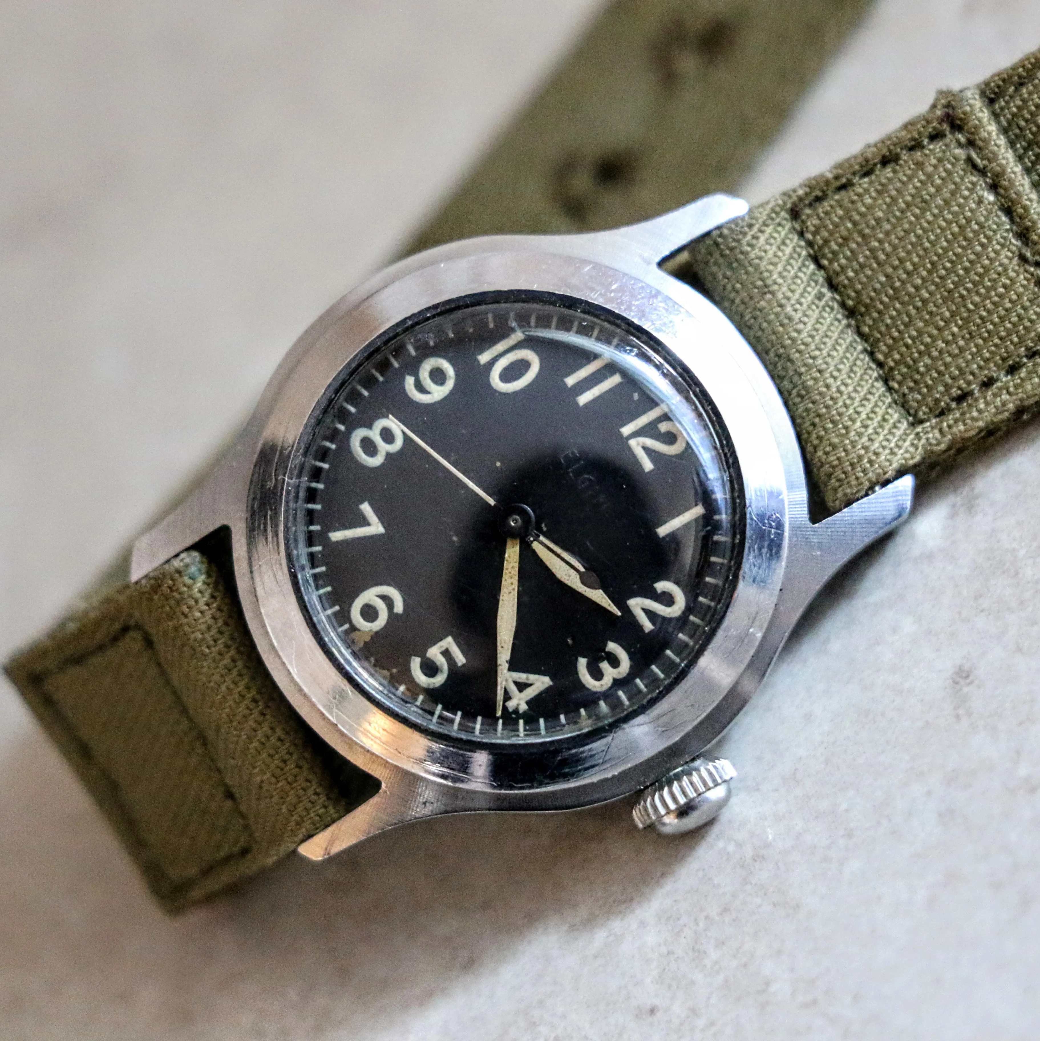 1945 ELGIN WWII Military Watch Ref. 6608 Grade 539 U.S.A. Service Watch