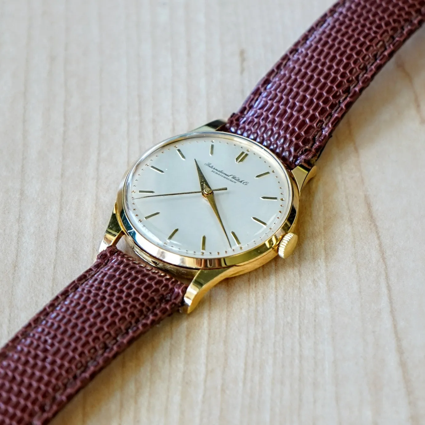 1960 International National Watch Co. 17 Jewels Cal. IWC 89 Wristwatch 18K GOLD