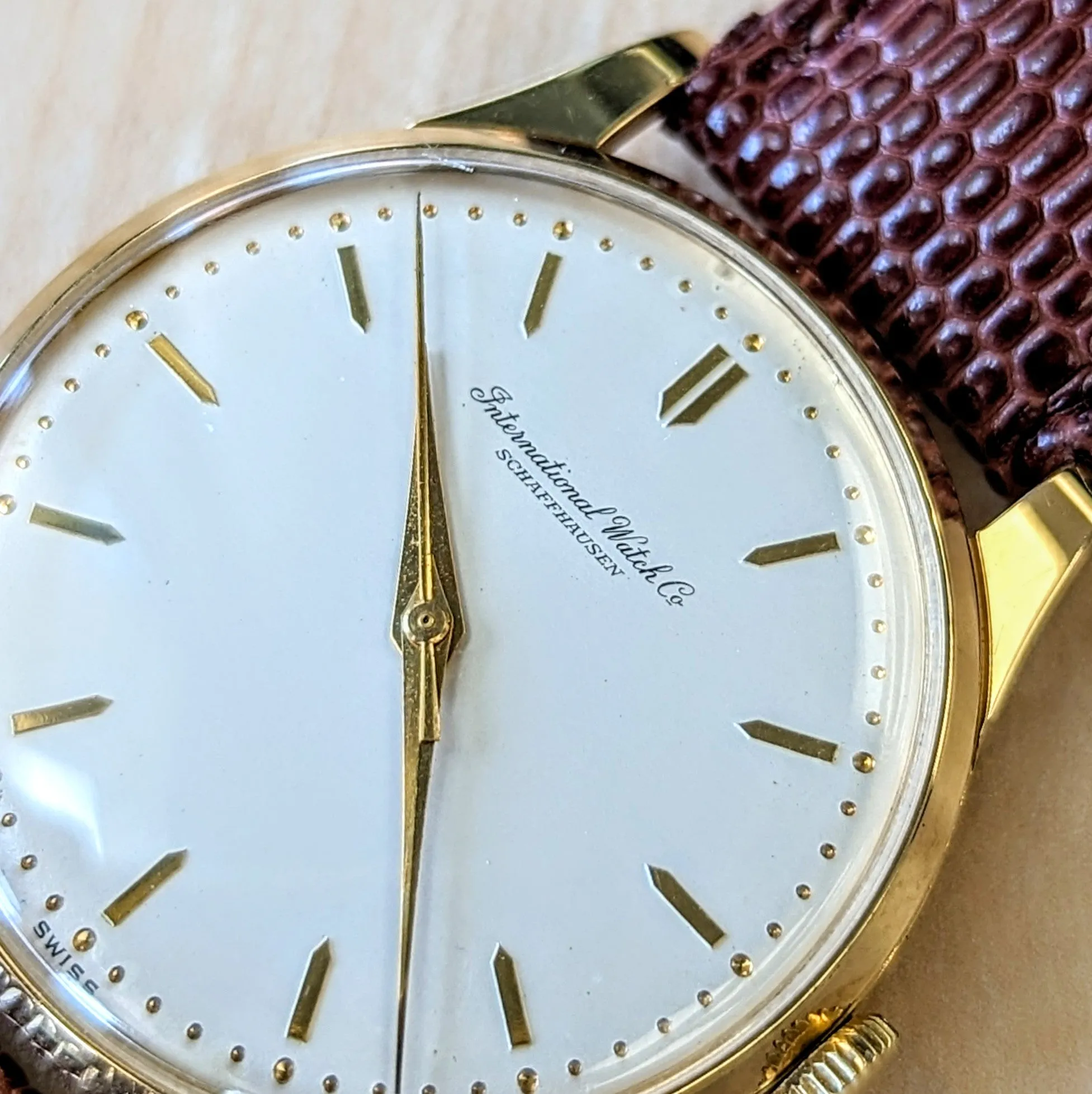 1960 International National Watch Co. 17 Jewels Cal. IWC 89 Wristwatch 18K GOLD