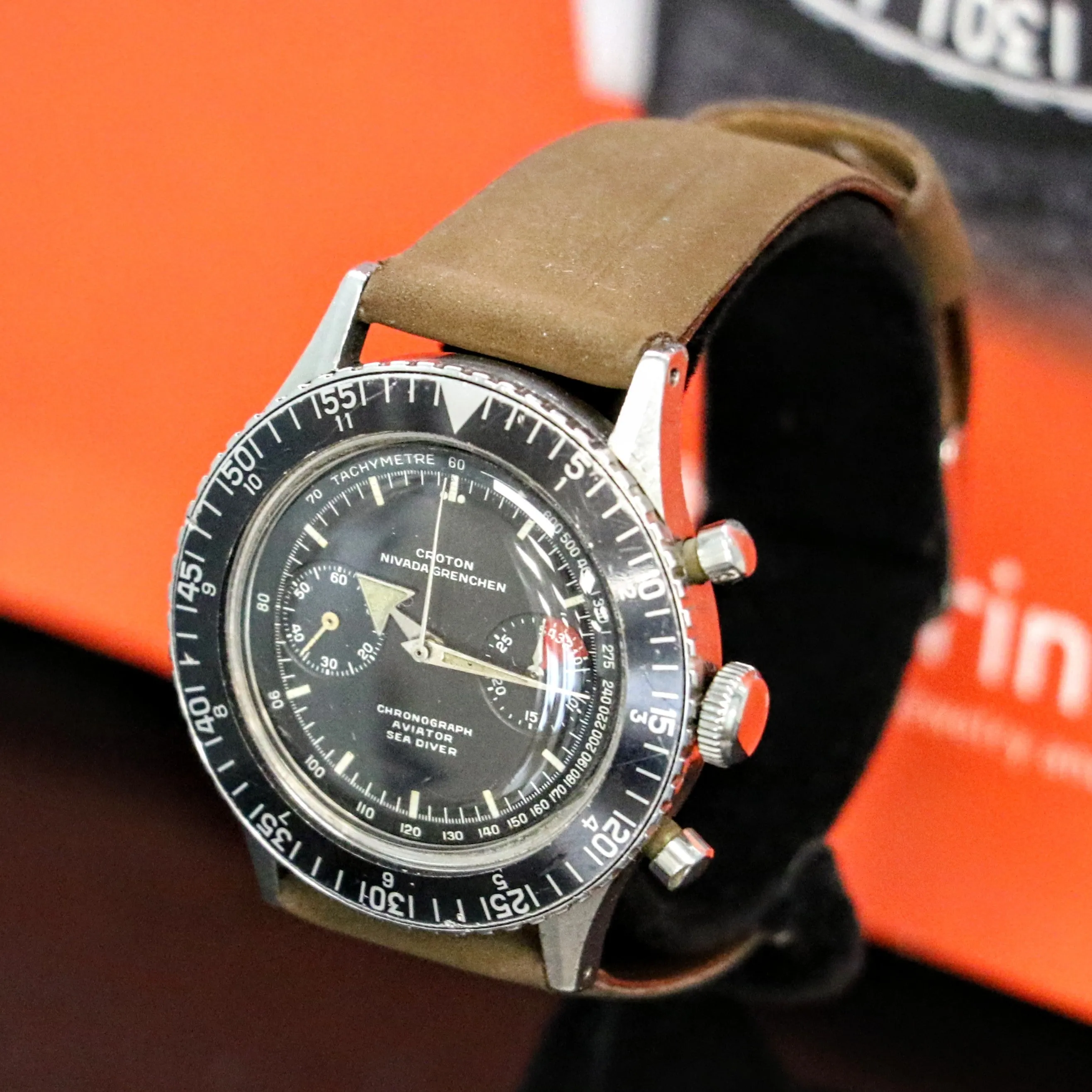 1961 CROTON Nivada Grenchen Chronograph Aviator Sea Diver Watch Venus 210 Chronomaster Wristwatch