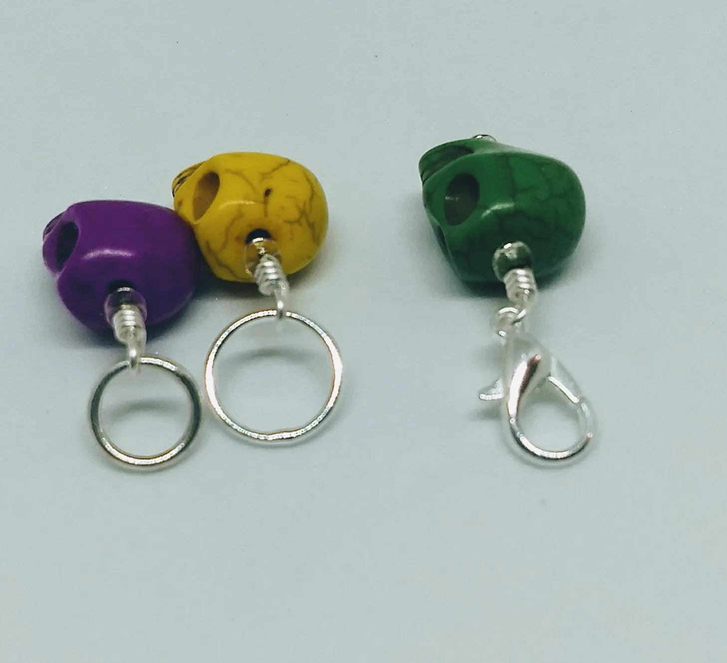 3D Howlite Skull Stitch Marker Set