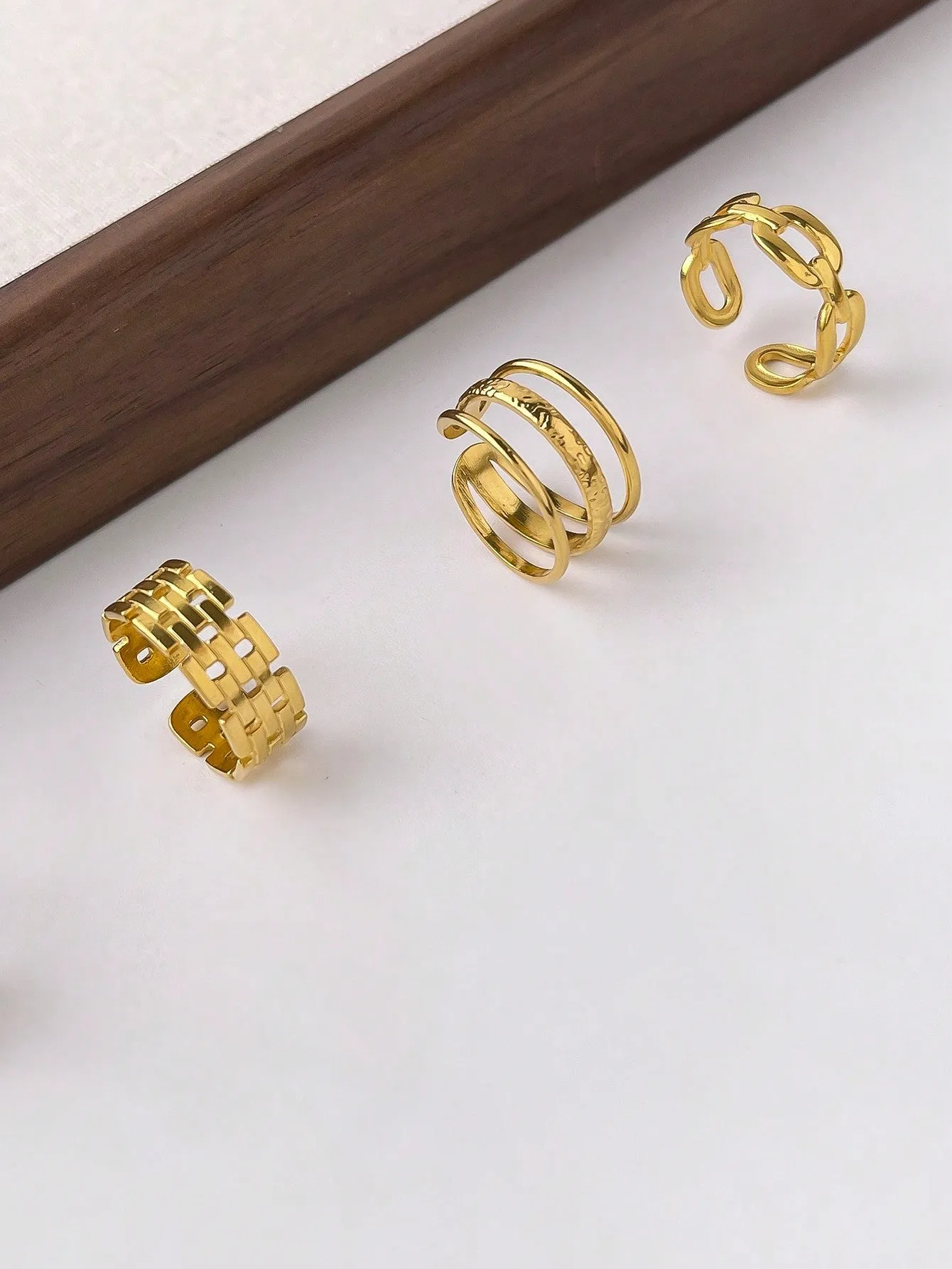 4pcs Gold Hollow Out Square Cross Rings