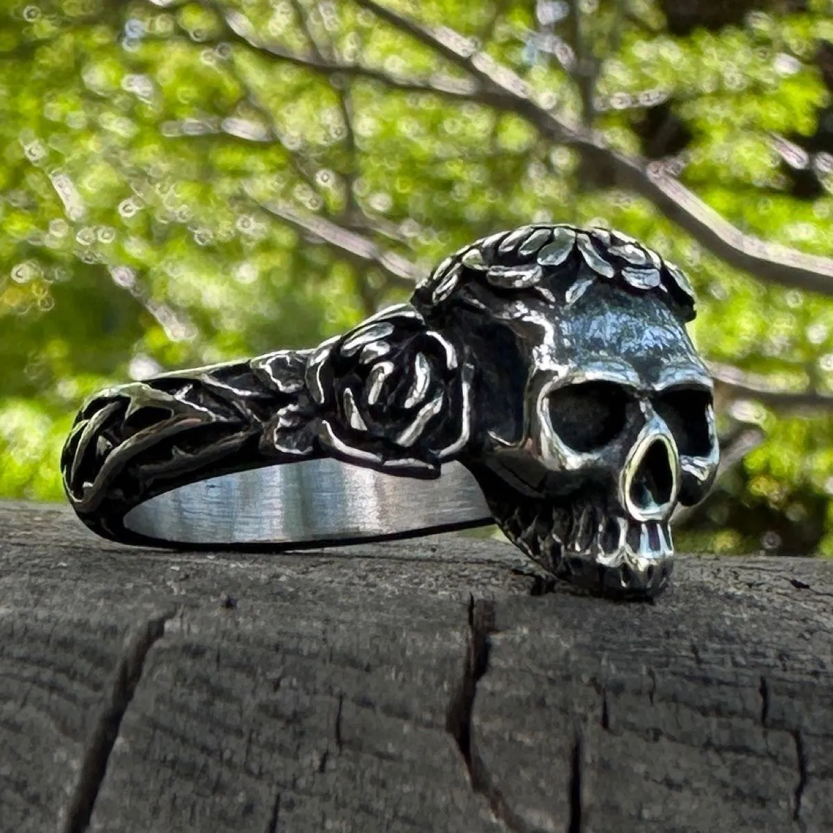 Bloodthorn Band Skull Ring (#r0039)