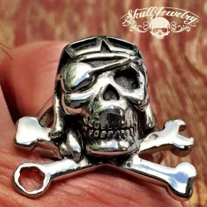 Bonneville Bomber - Skull Ring with Wrench, Goggles and an Eye Patch (282)
