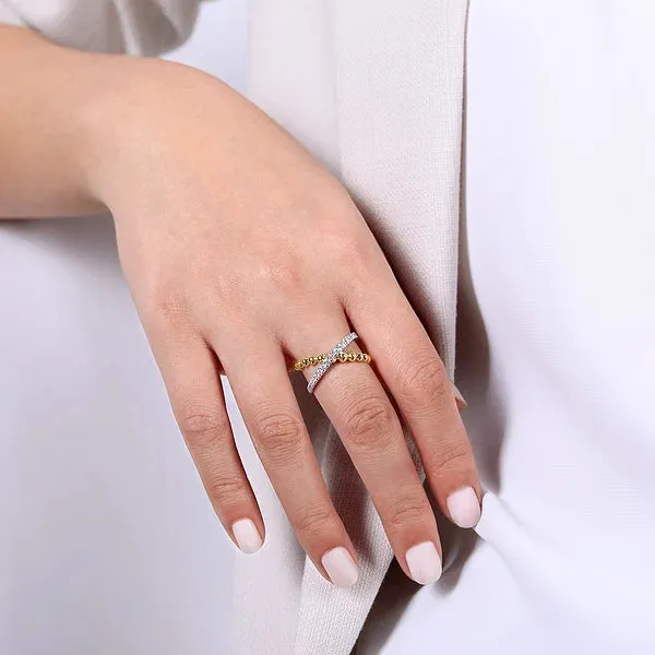 Bujukan Diamond Criss Cross Ring