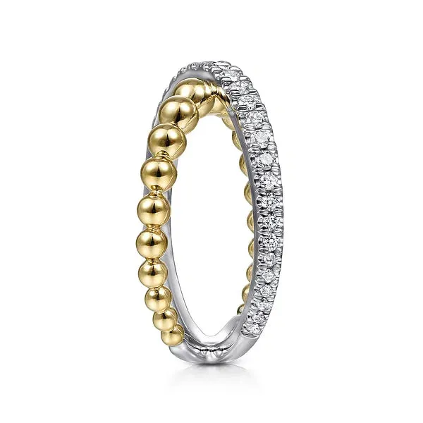 Bujukan Diamond Criss Cross Ring