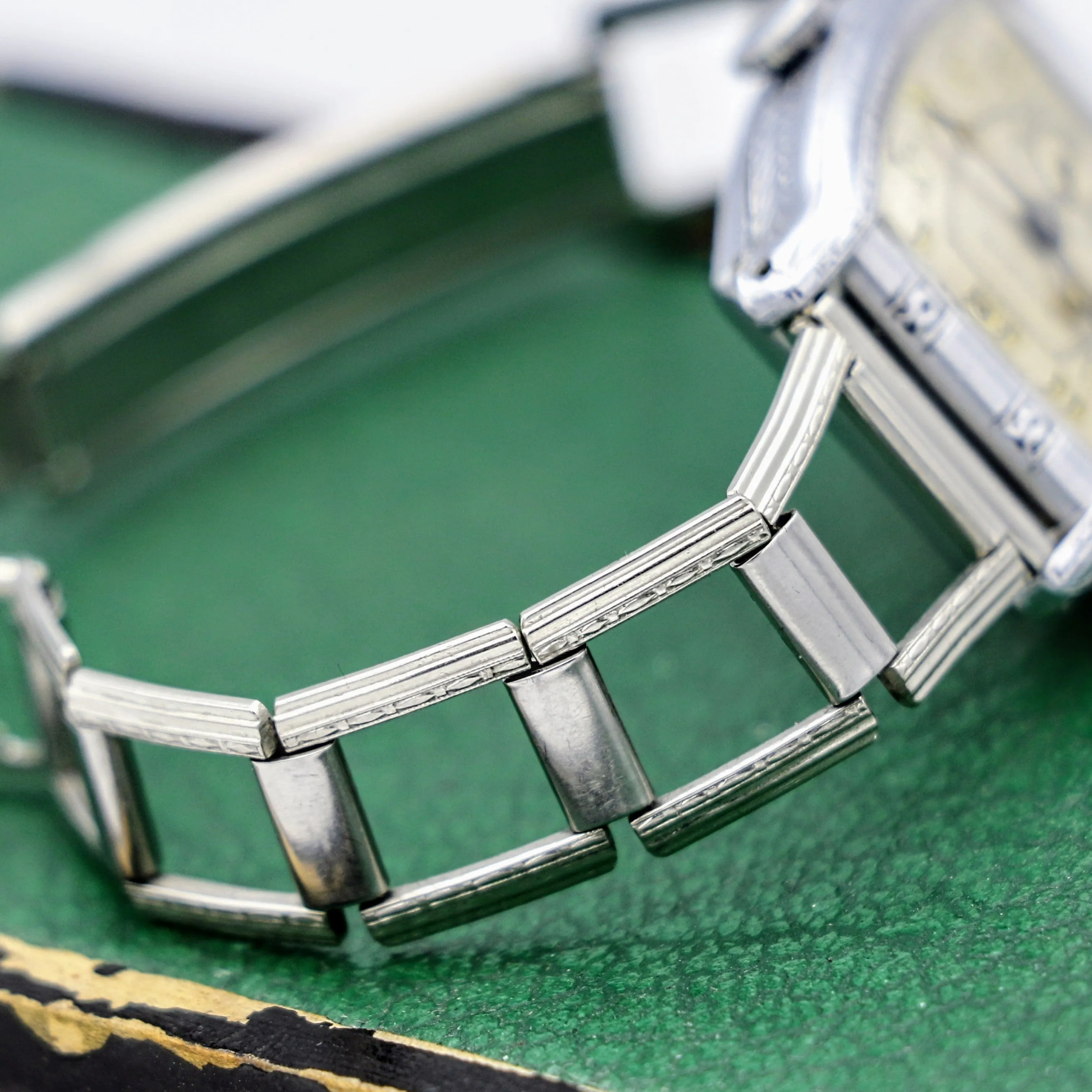 BULOVA 1930 Lone Eagle Watch “In Honor of Col. Charles A. Lindbergh” Wristwatch Original BOX!