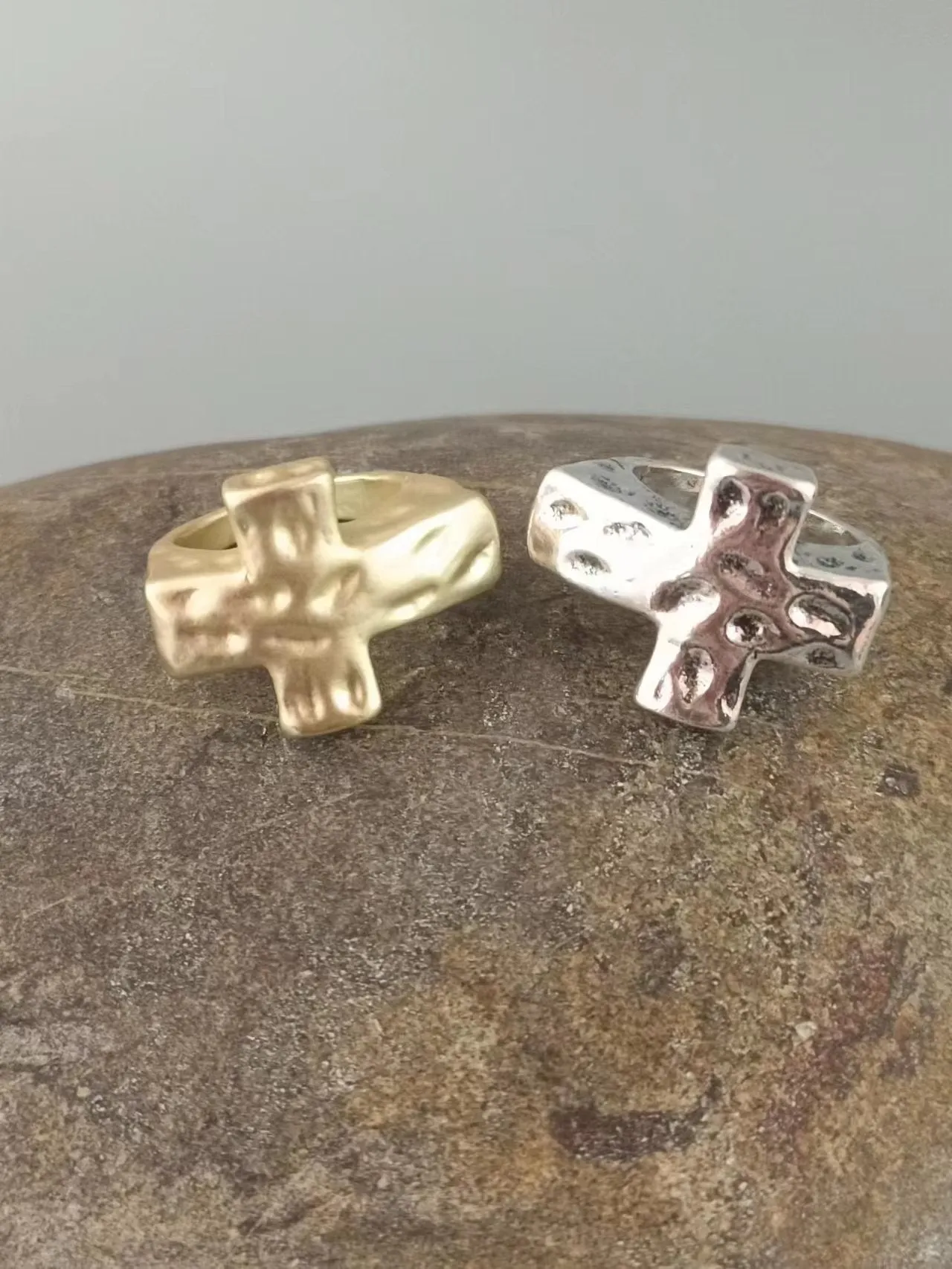 Cross Gold Ring