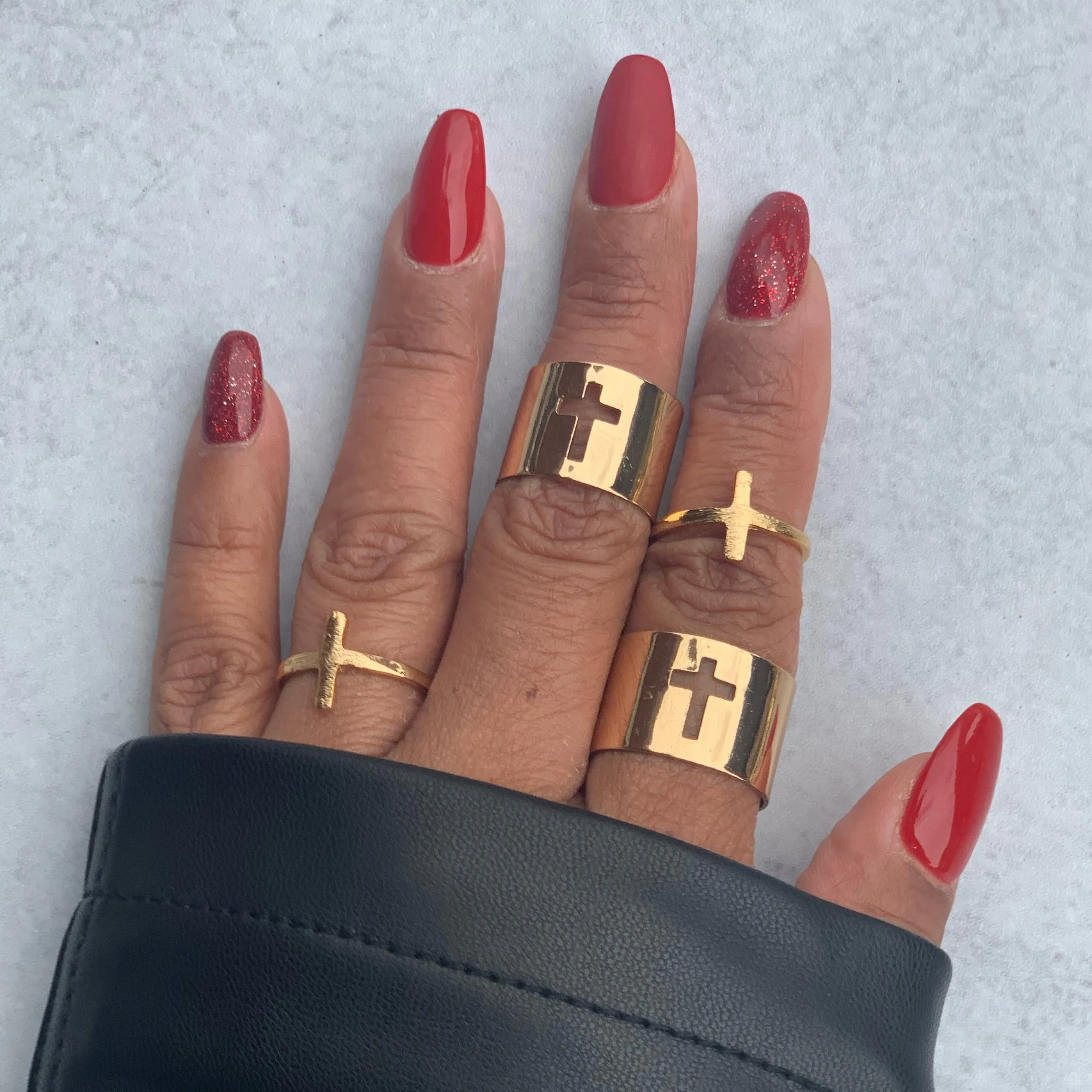 Cross me Ring