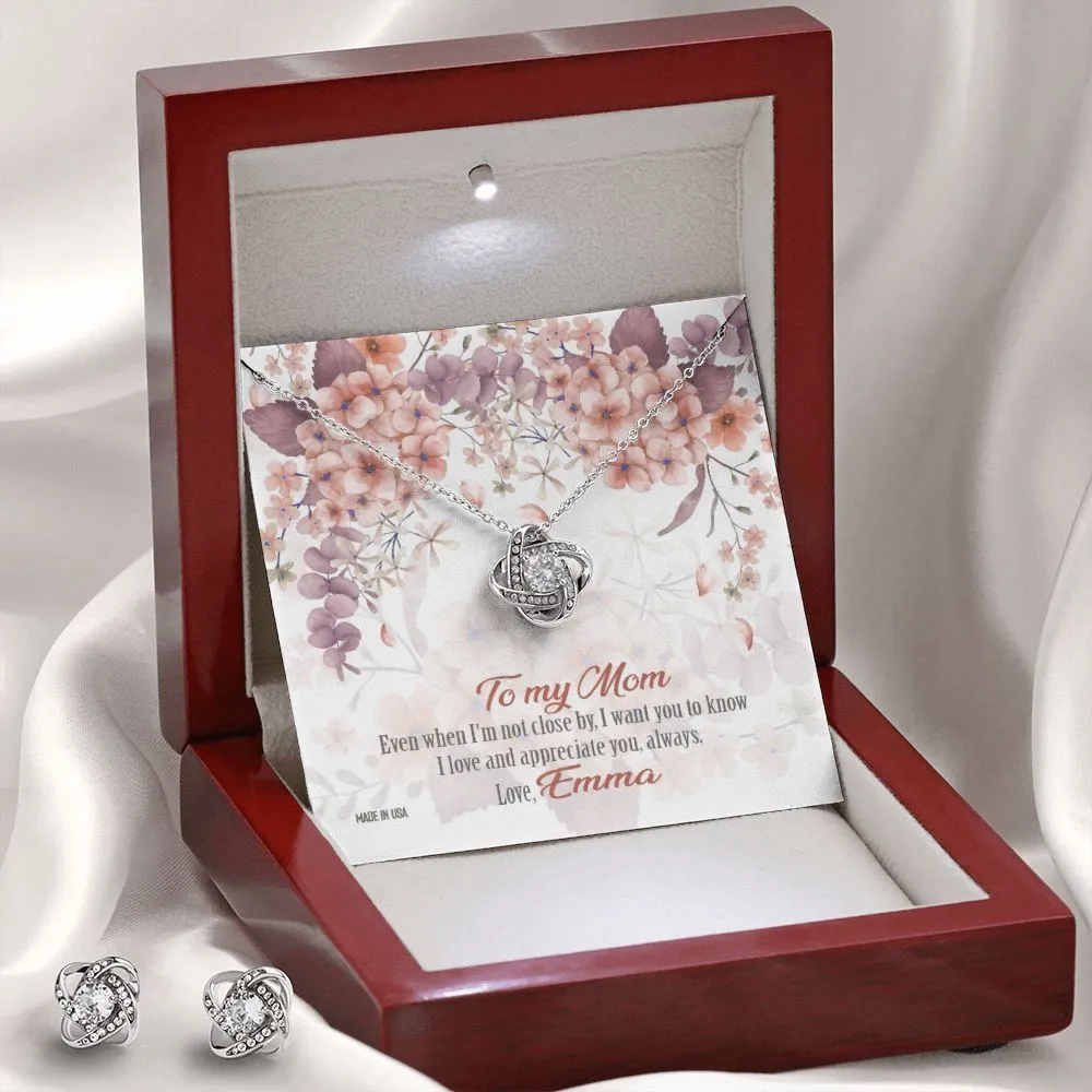 Custom To My Mom 01 14k White Gold Interlocking Heart Pendant Necklace Jewelry Gifts For Mom Wife Grandma Auntie Mother Day