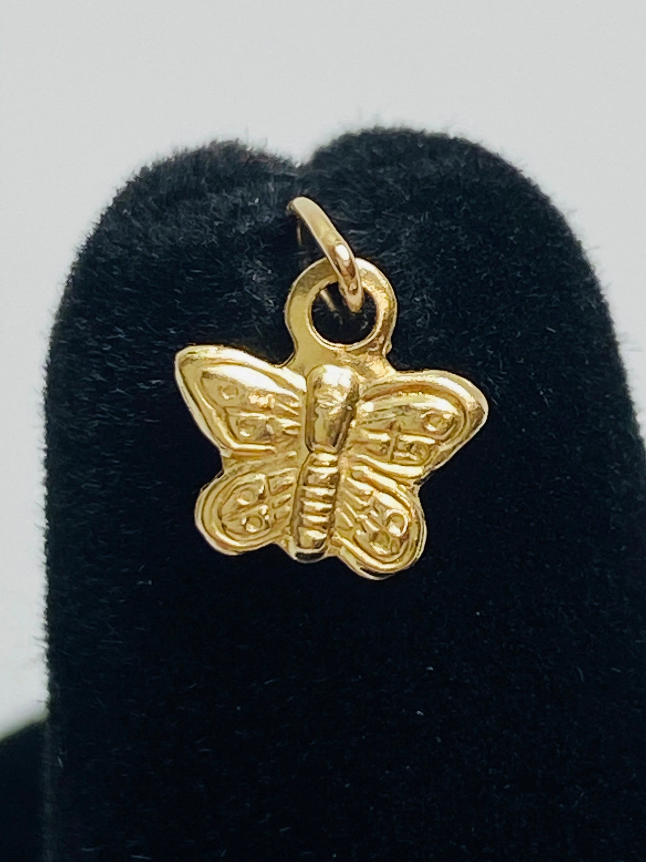 Cute Small Textured Butterfly Finding/Charm (14KGF) 0.6mm X 6mm sku #235-C