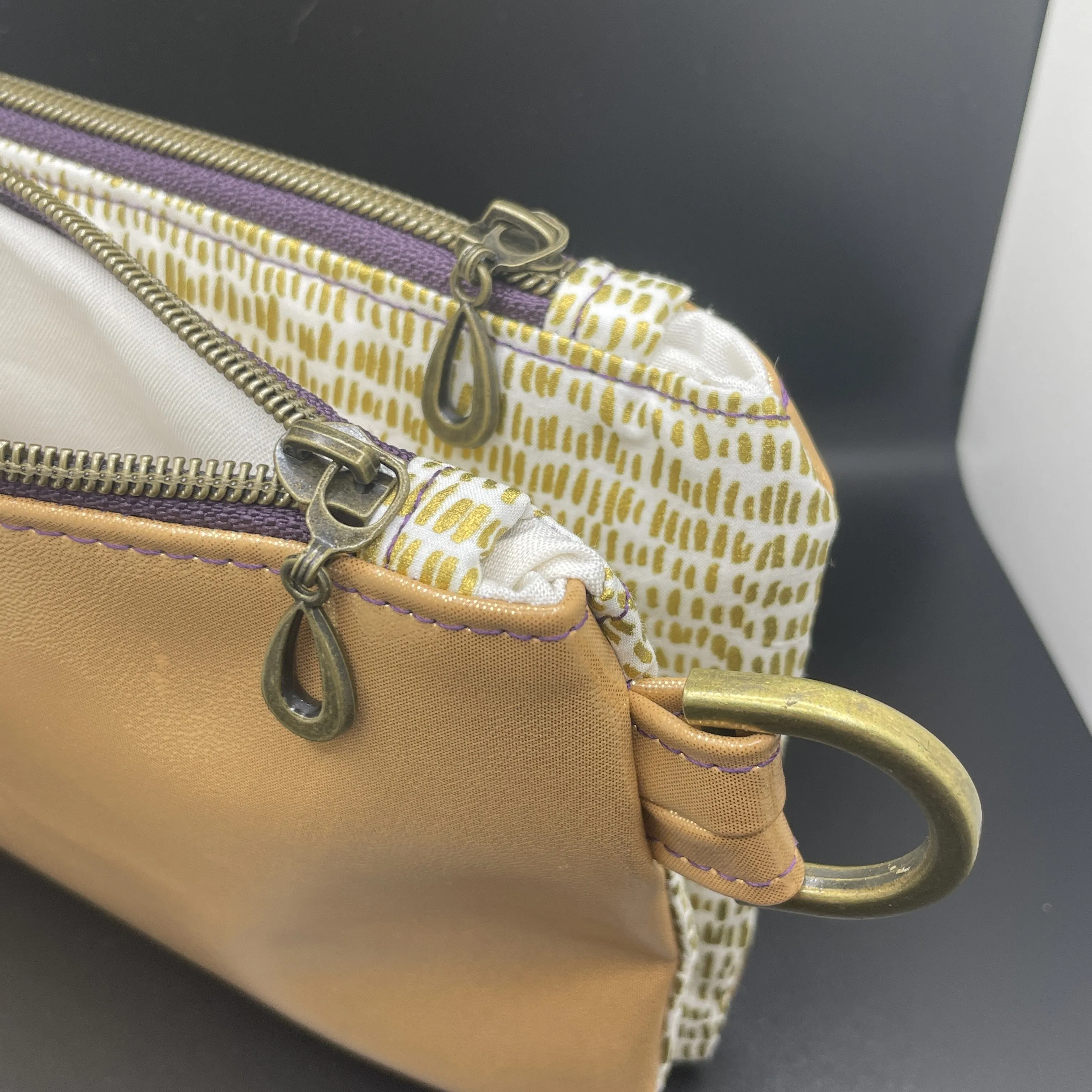 Double Pouch