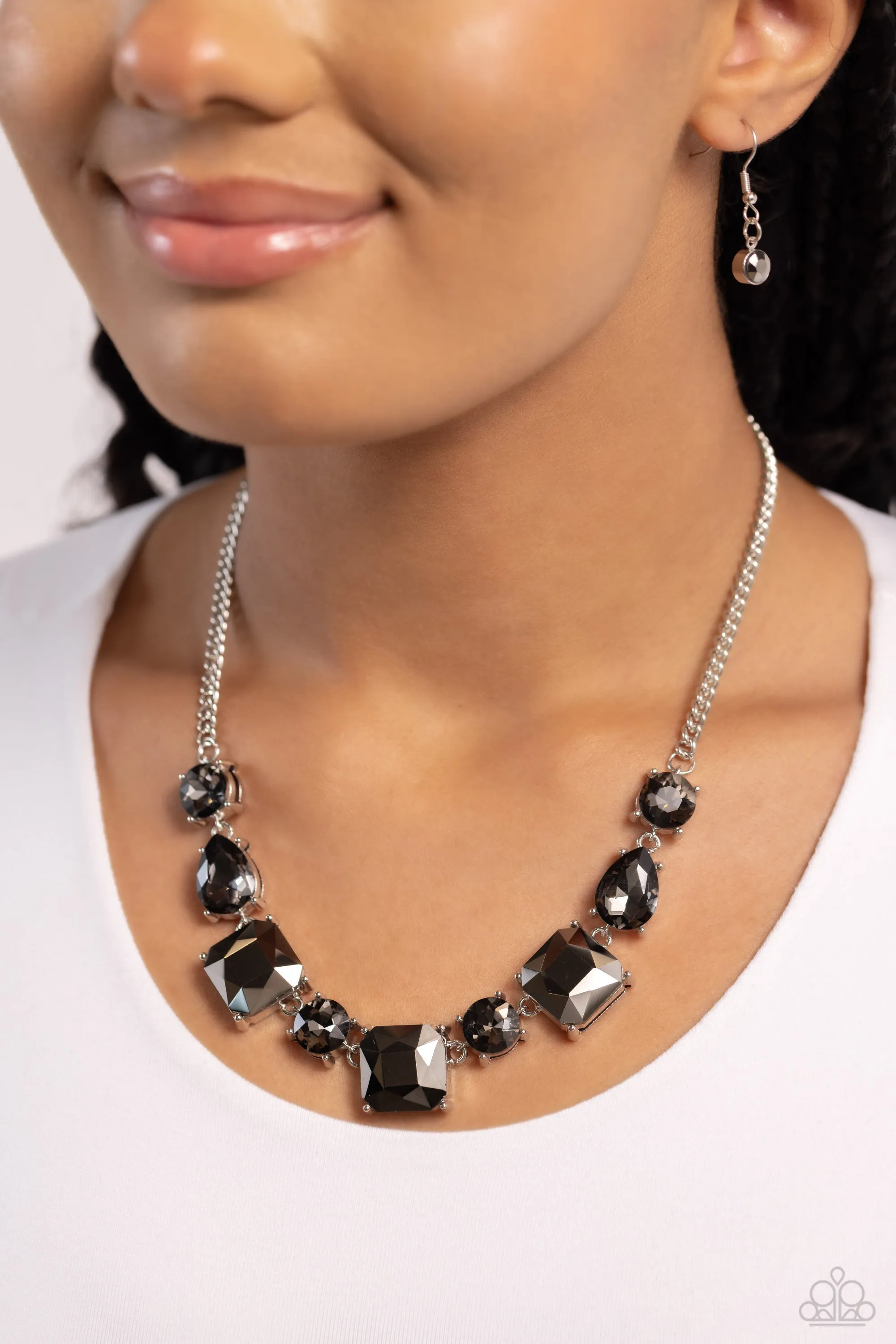 Elevated Edge - Silver - Rhinestone Paparazzi Short Necklace