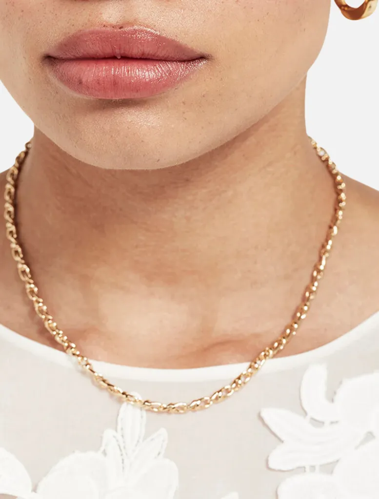 Esther Necklace - Gold