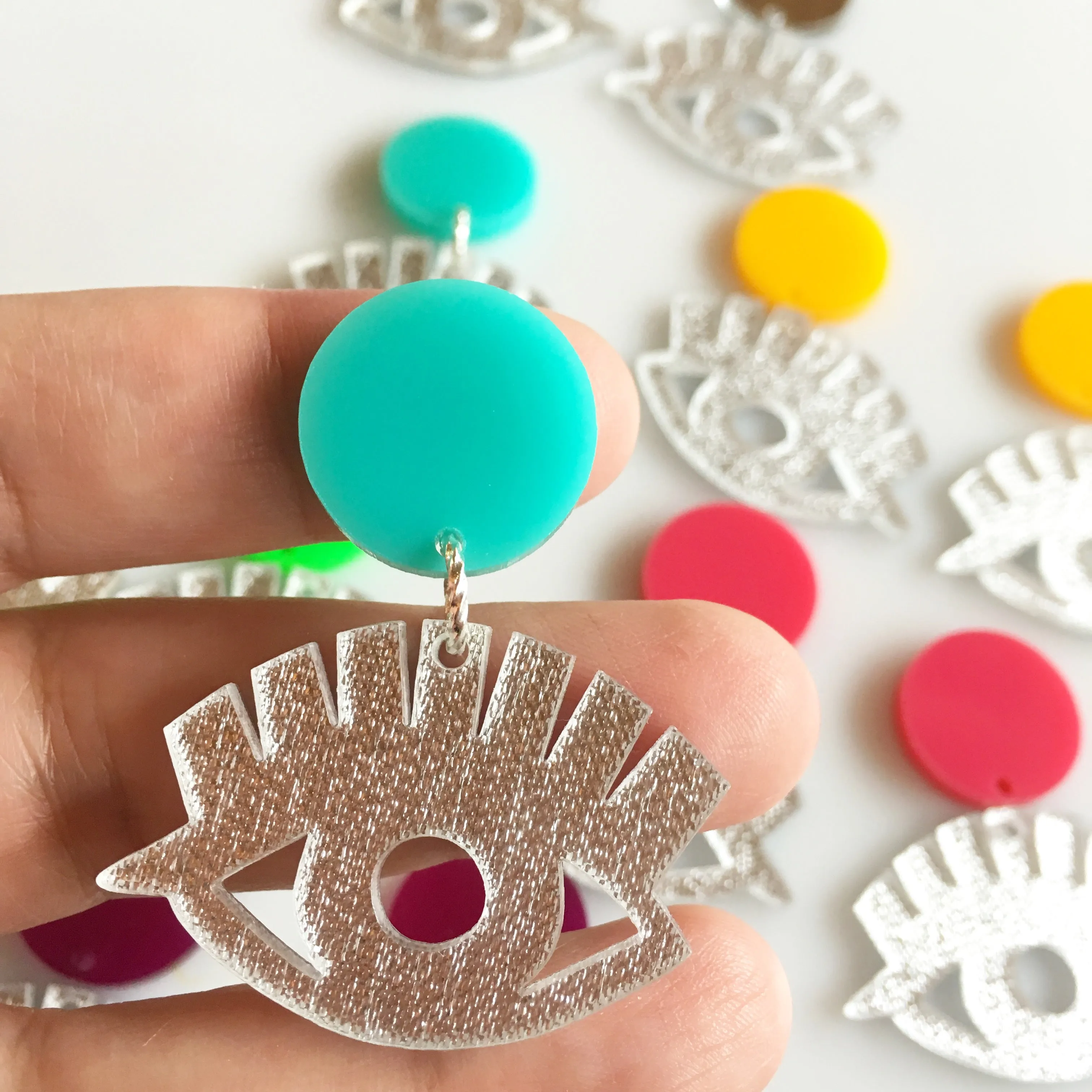 Eyes Charms / gold / 10 Pieces, 30mm