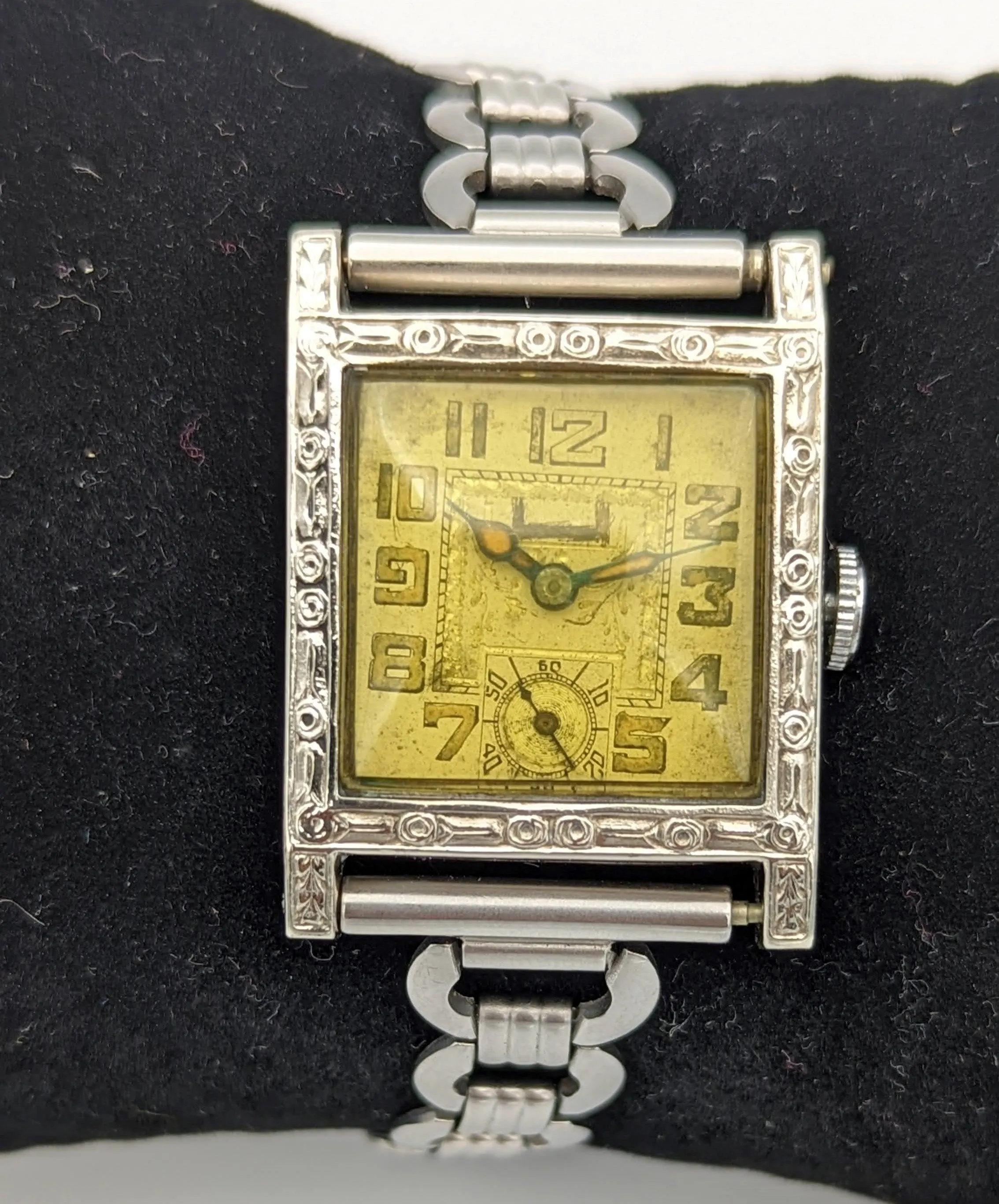 GALMOR Art Deco Wristwatch Swiss Made Movement 2 ADJs 6 Jewels