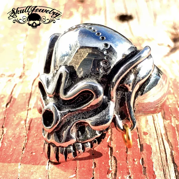 Gold Hoop Skull Ring (641)