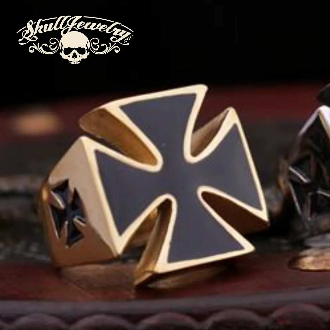 GOLD-Tone World War II Iron Cross Ring With Black Enamel (#490)
