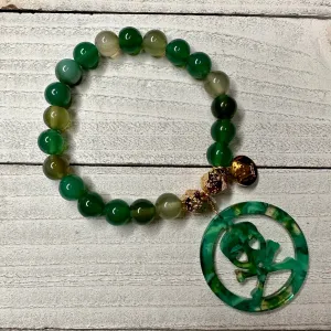 Green 6mm Agate Beads Bracelet with an acetate crossbones and skull charm 410-11 | Erika Williner Designs