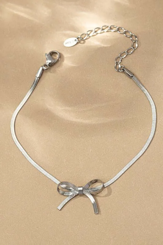 Herringbone Chain Bow Bracelet in Silver