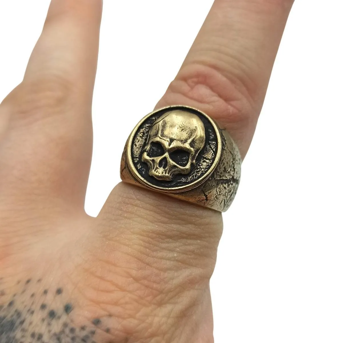 Human skull signet bronze ring