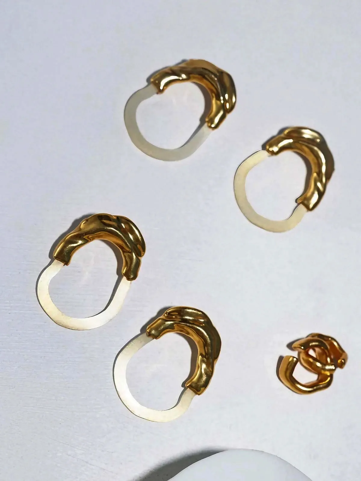Hydra Earrings ::RET