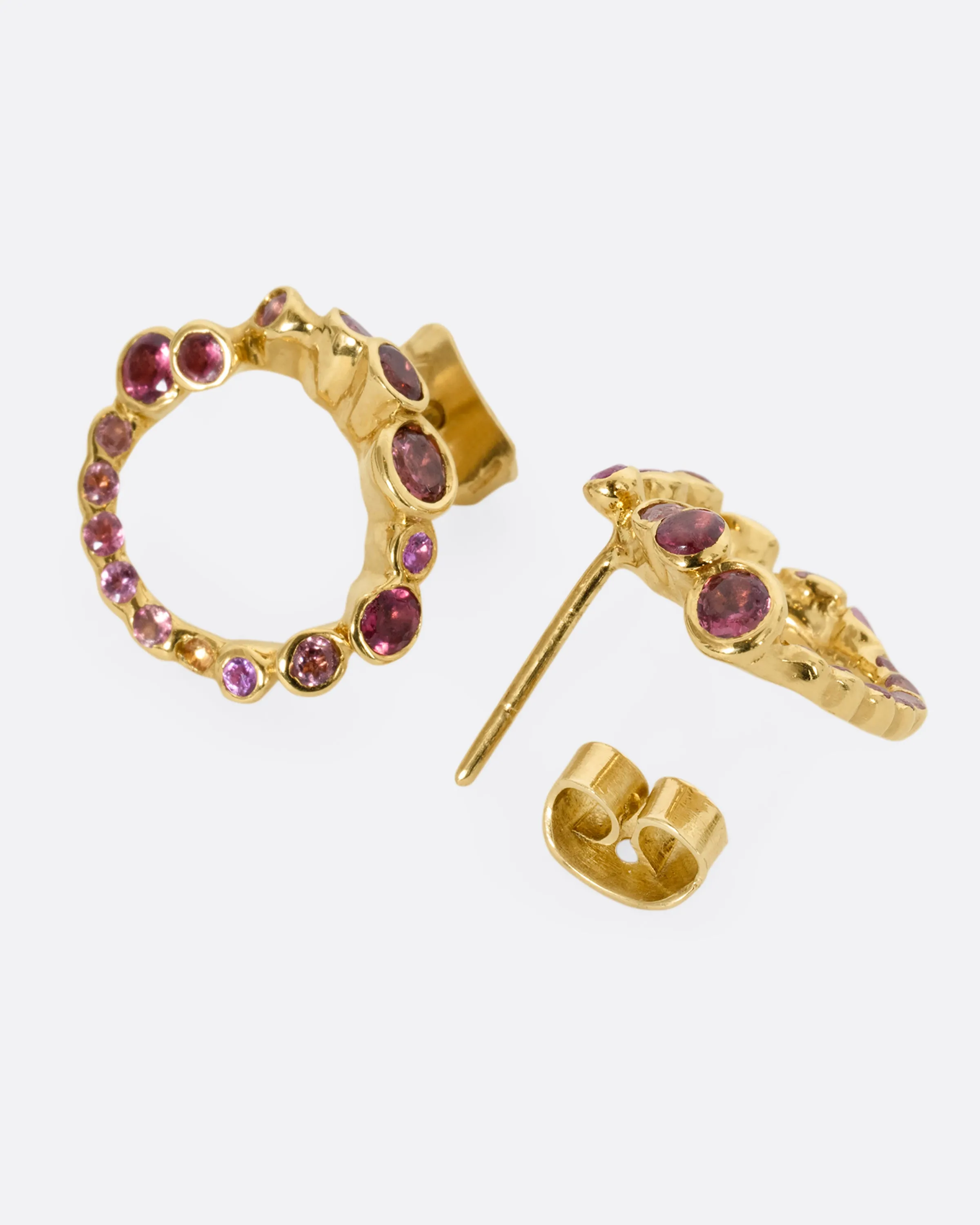 Infinito Stud Earrings