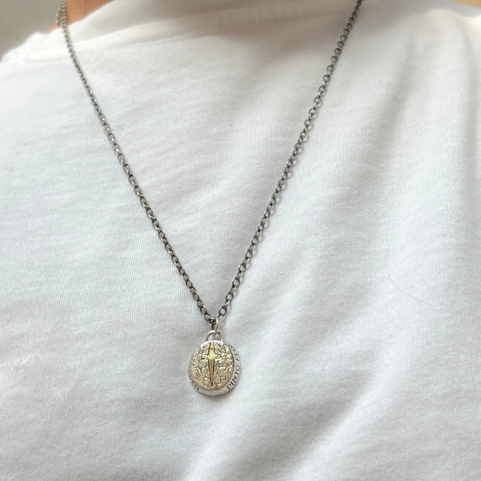 Kahlo Signet Necklace