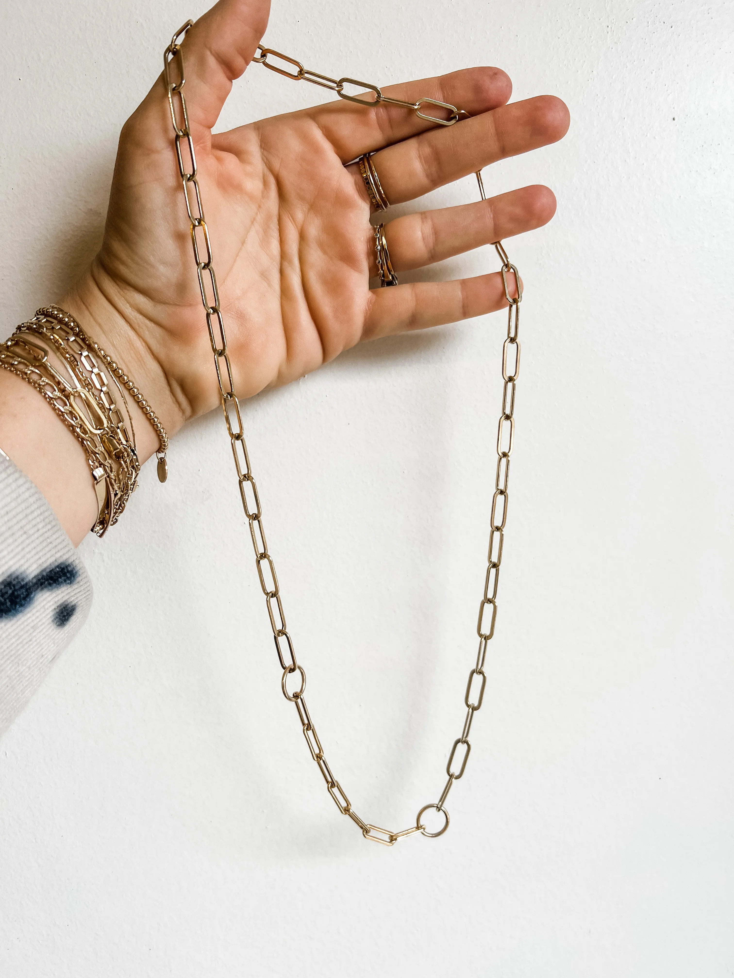 LIZZIE SIGNATURE CHAIN