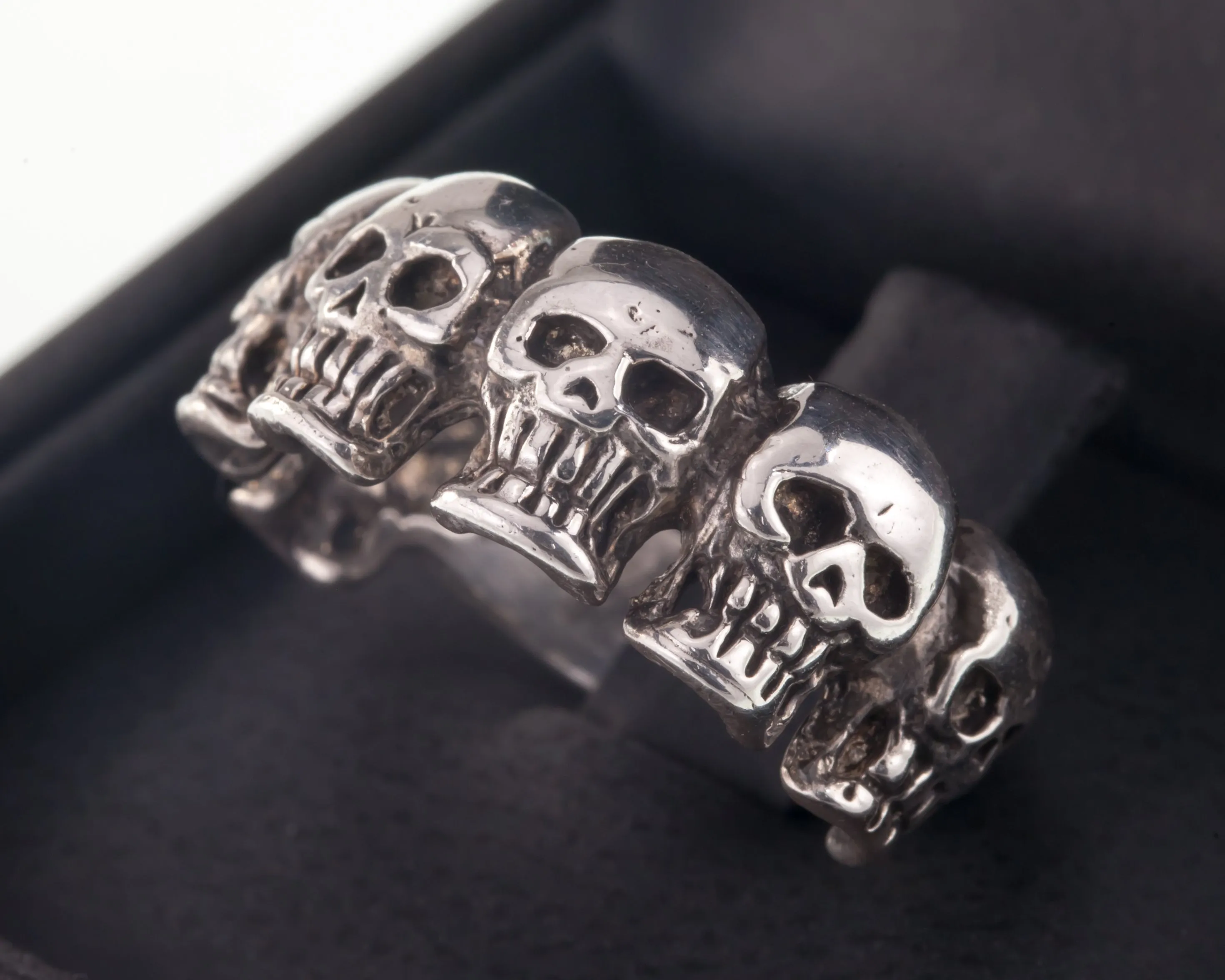 Men's Biker Skull Sterling Silver Band Ring Size 9.25
