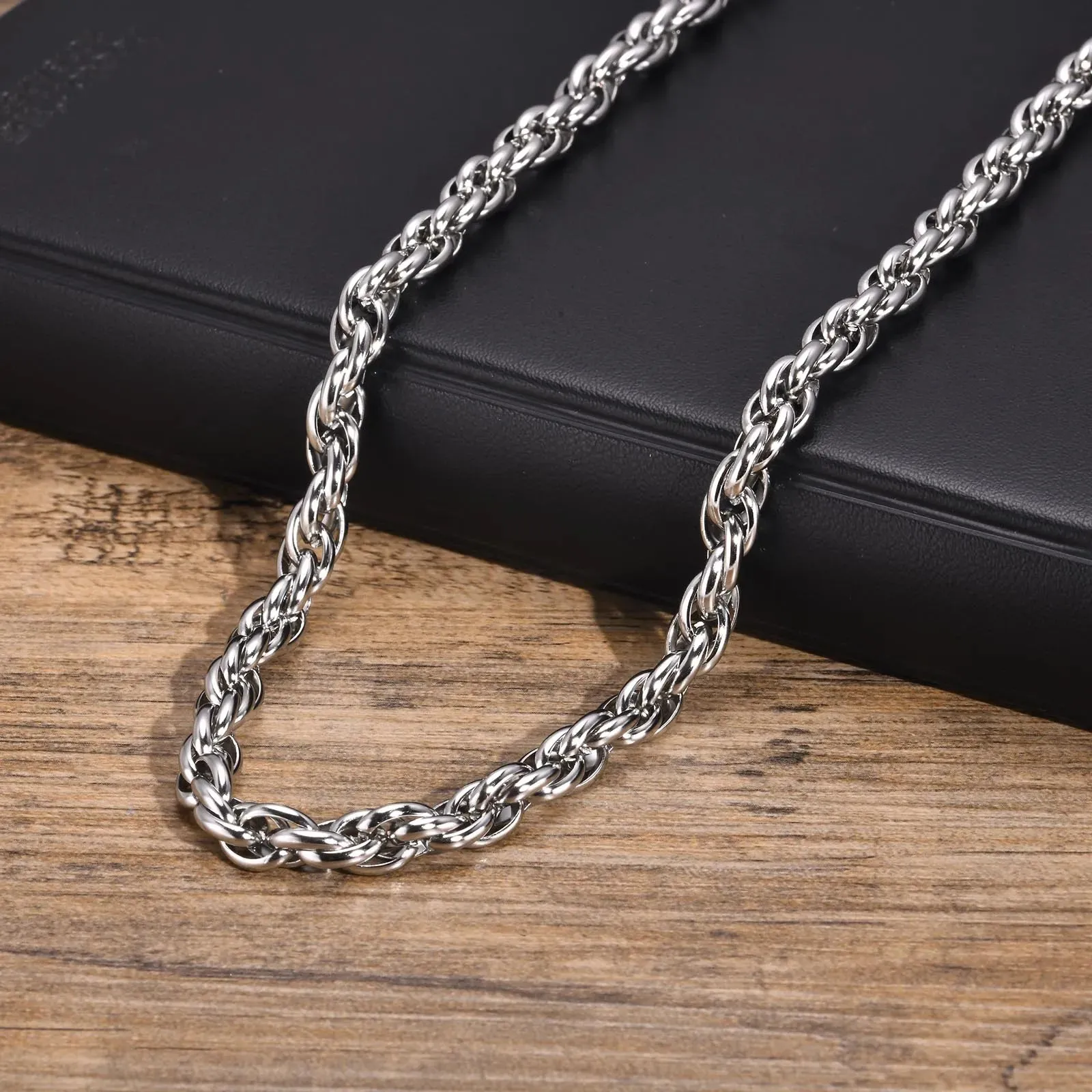 Men's Chunky Twisted Chain Necklaces