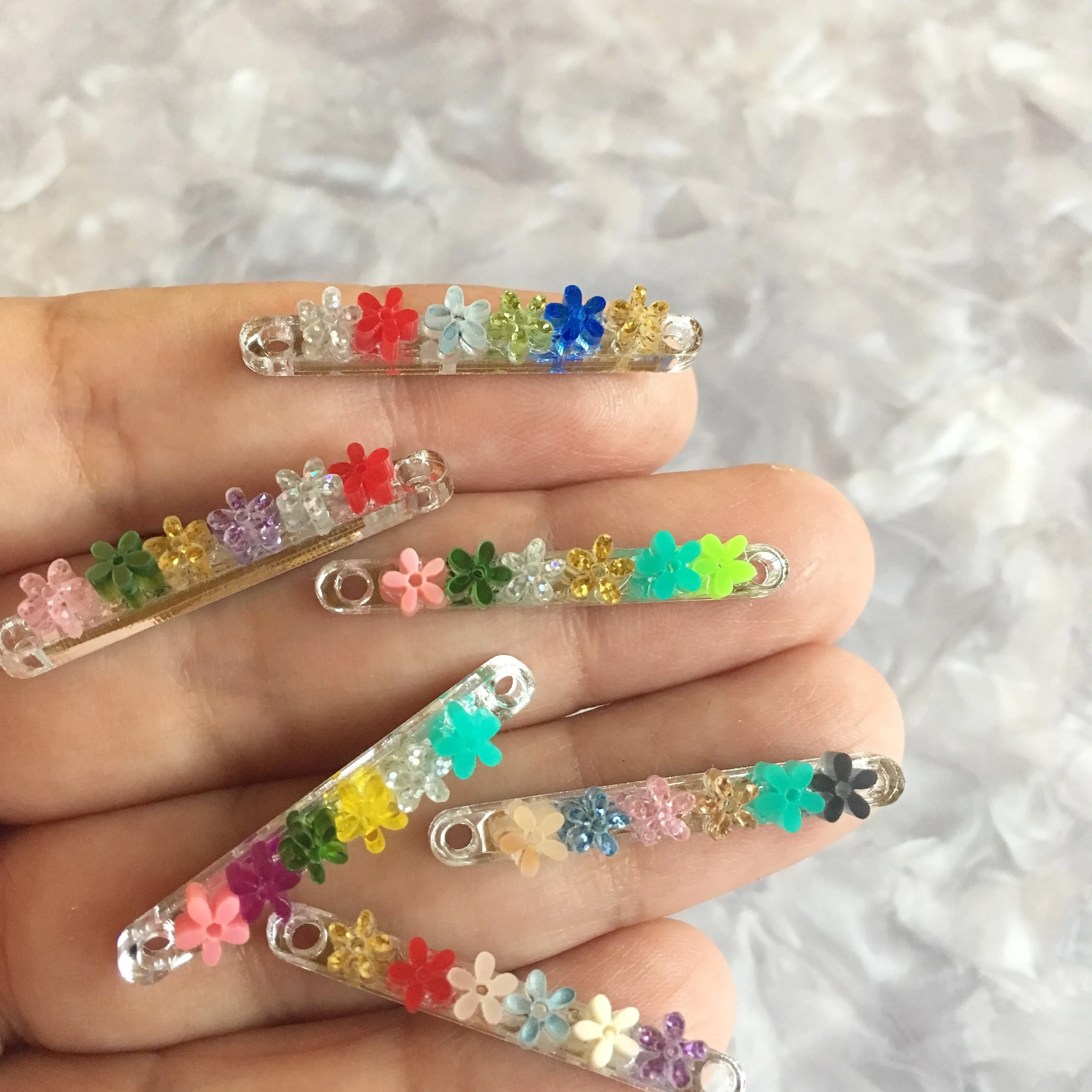 Mini Flowers for Charm Decoration / 150 Pieces, 5-10mm