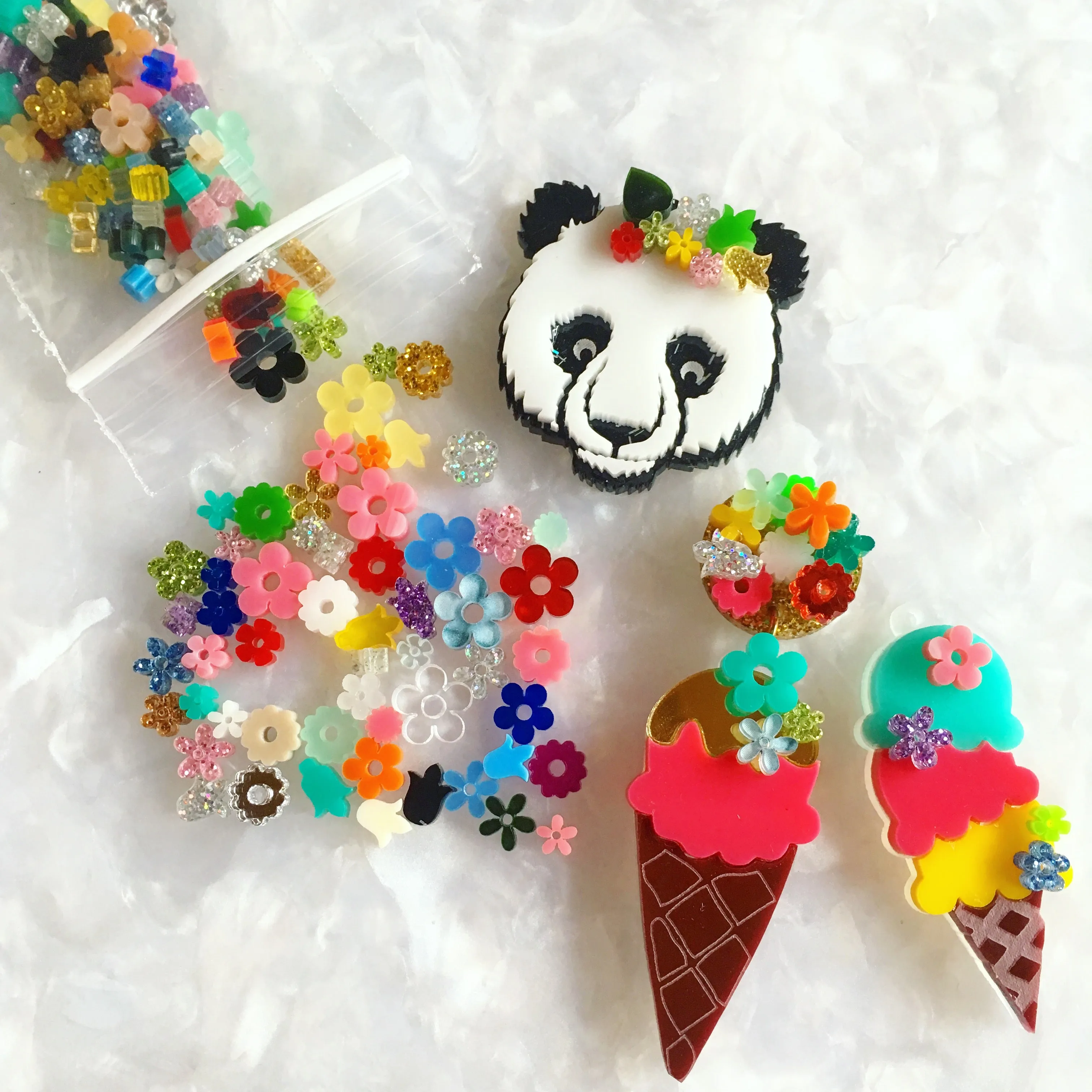 Mini Flowers for Charm Decoration / 150 Pieces, 5-10mm