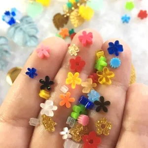 Mini Flowers for Charm Decoration / 150 Pieces, 5-10mm