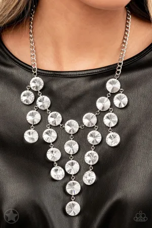 Paparazzi Spotlight Stunner Necklace