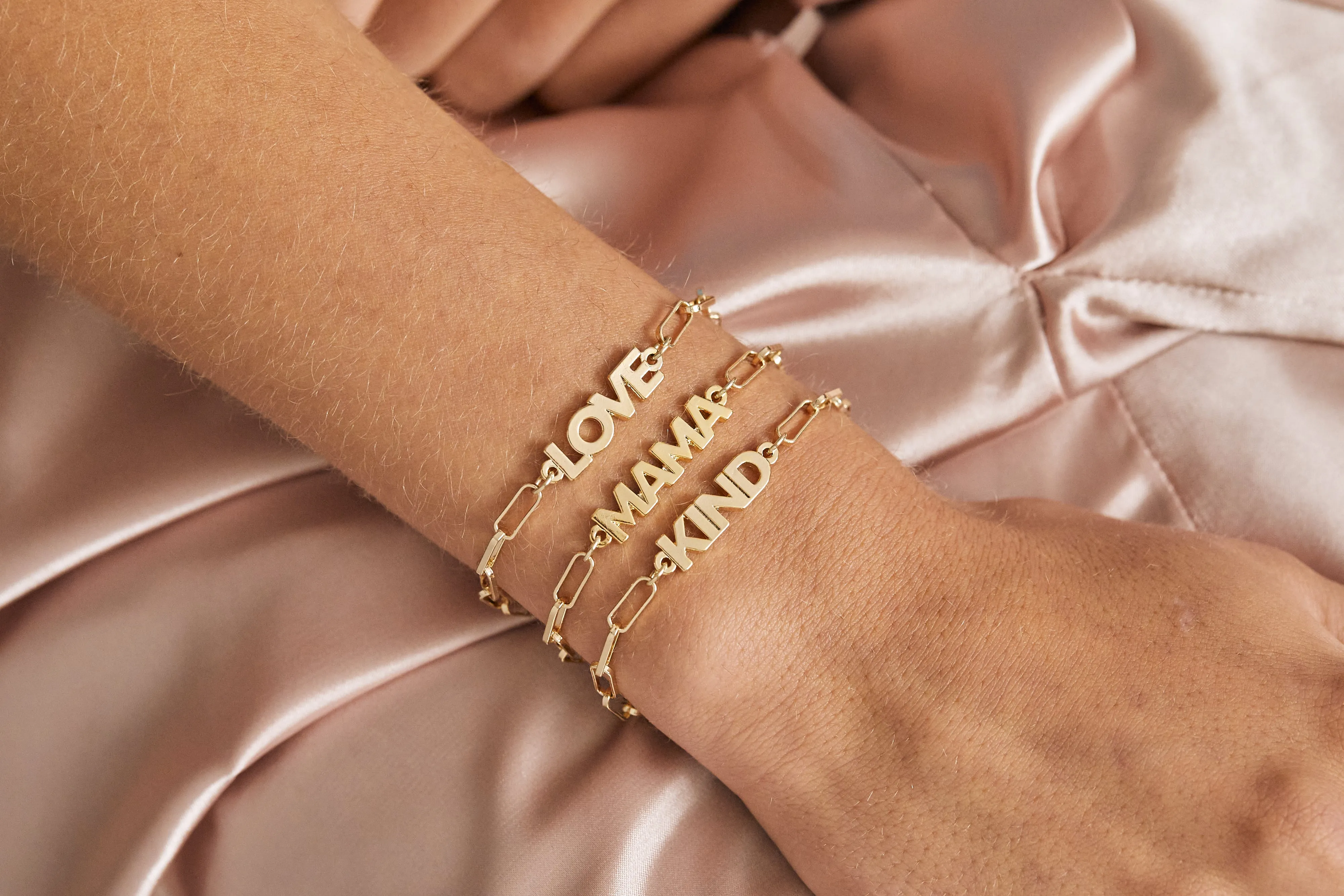 P.S. I Love You Mama Bracelet in Gold