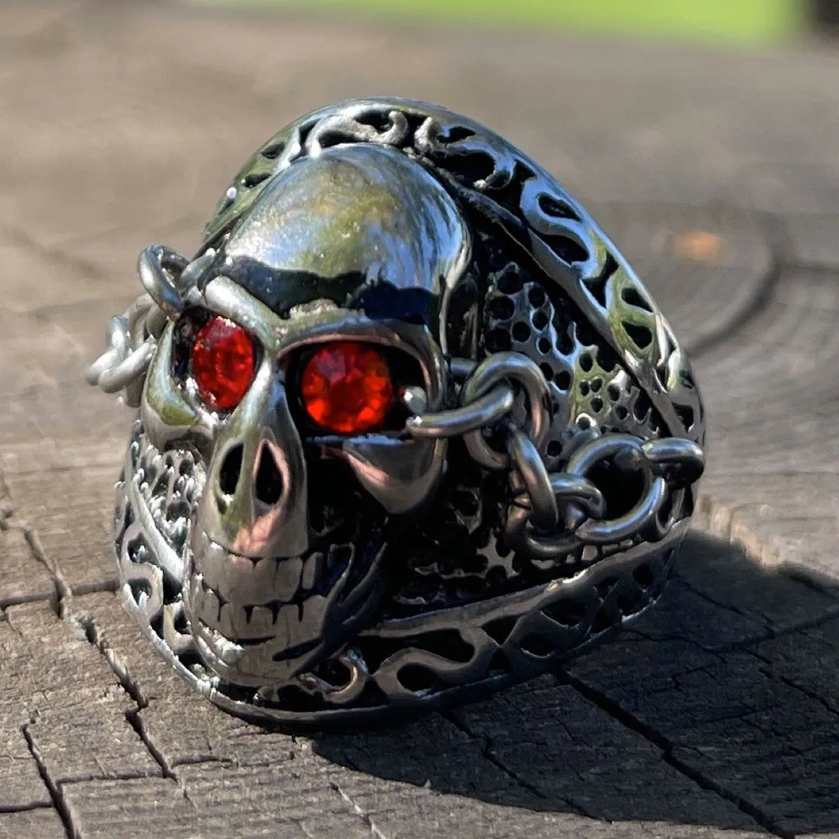 "The Chain" Fleetwood Mac Skull Ring (#459)