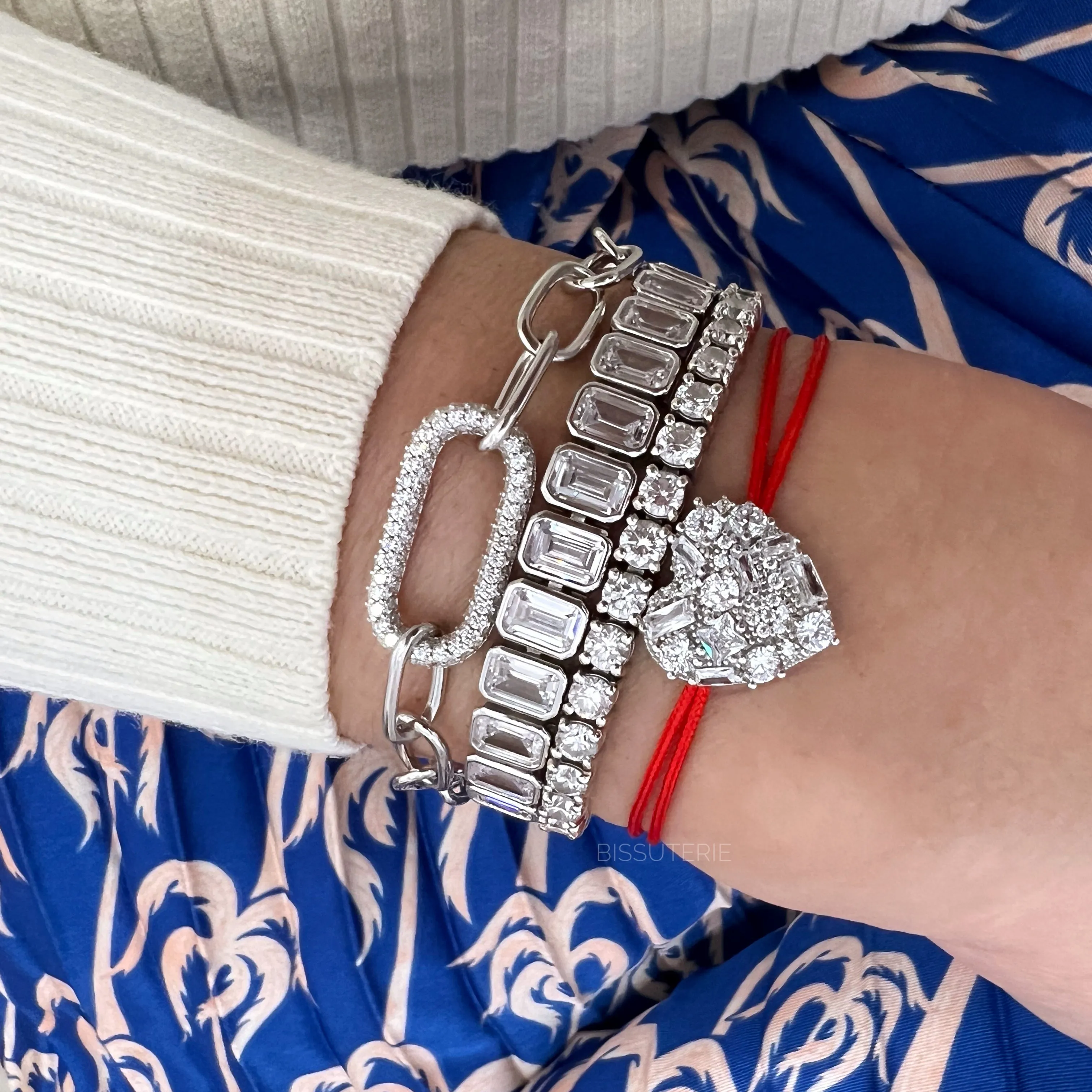 Round Pave Link Bracelet