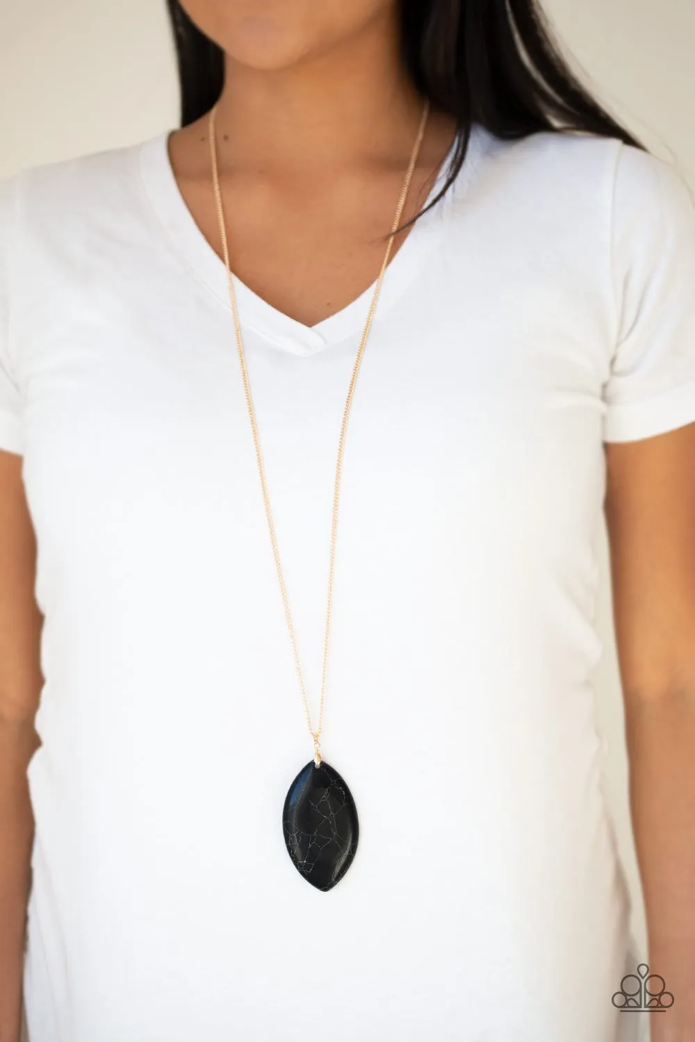 Santa Fe Simplicity Black Necklace Paparazzi