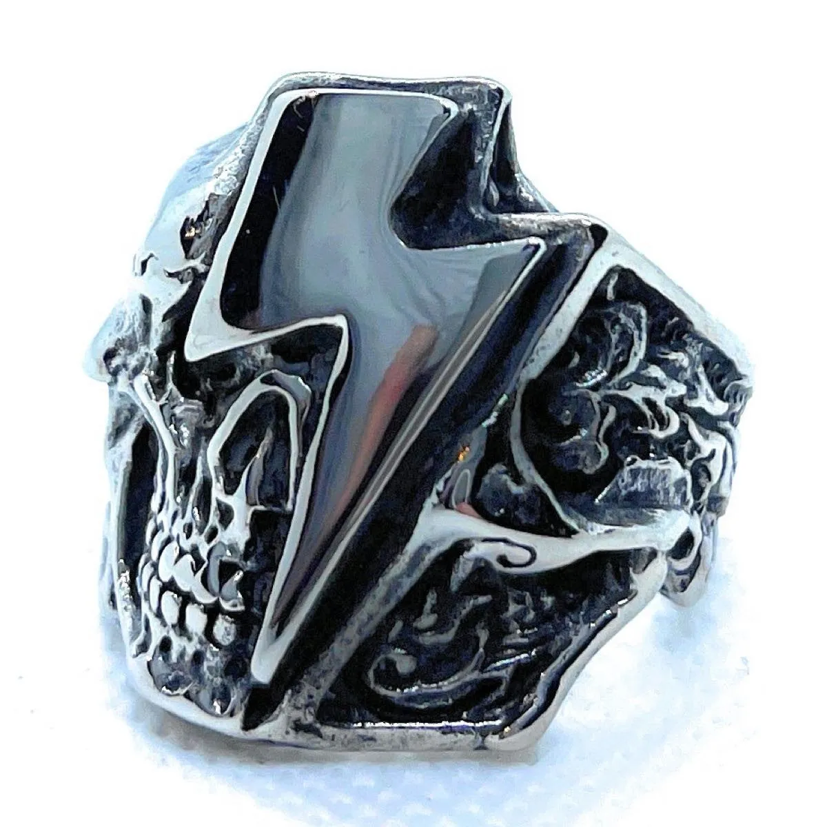 Shockwave - Skull Ring (#743)
