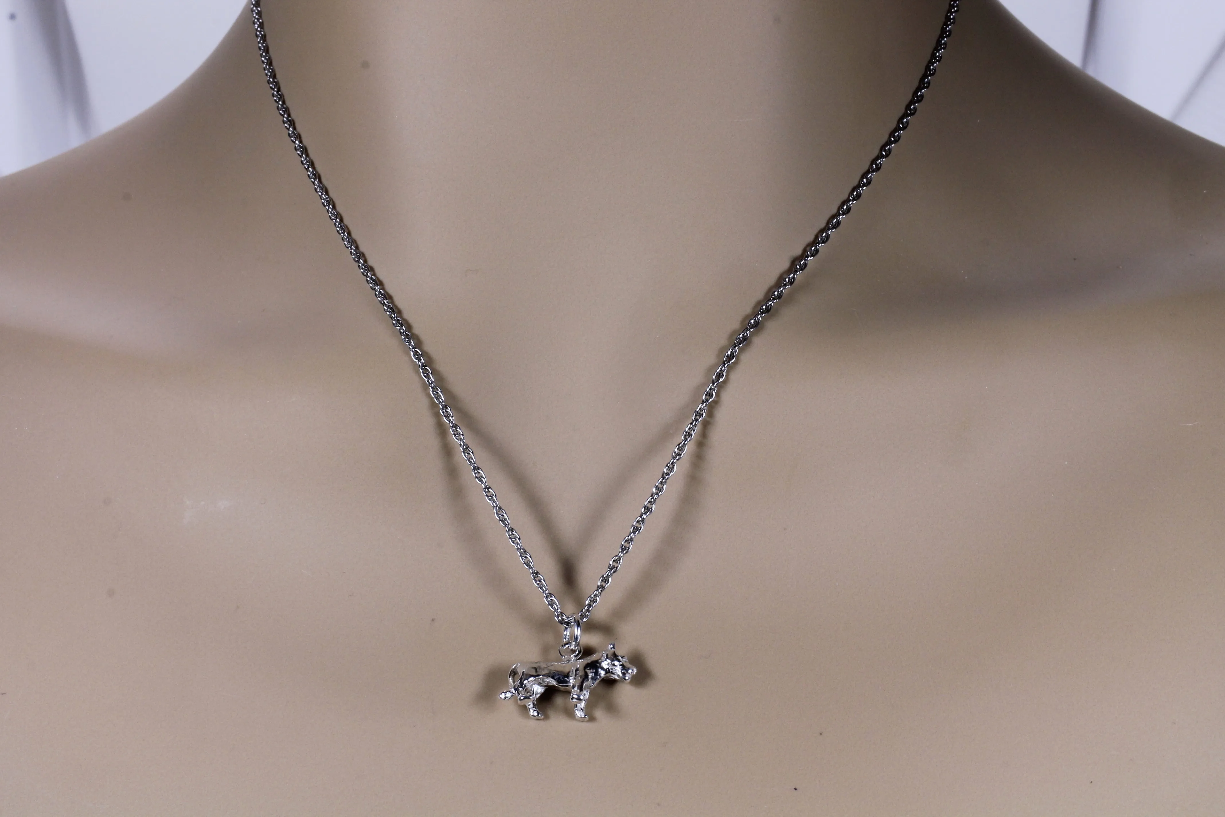 Silver Lioness Necklace for her in Solid 925 Sterling Silver