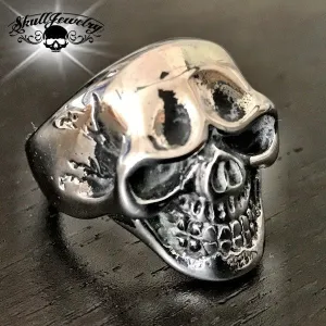 Skully - Skull Ring With Cracks On The Sides (#468)